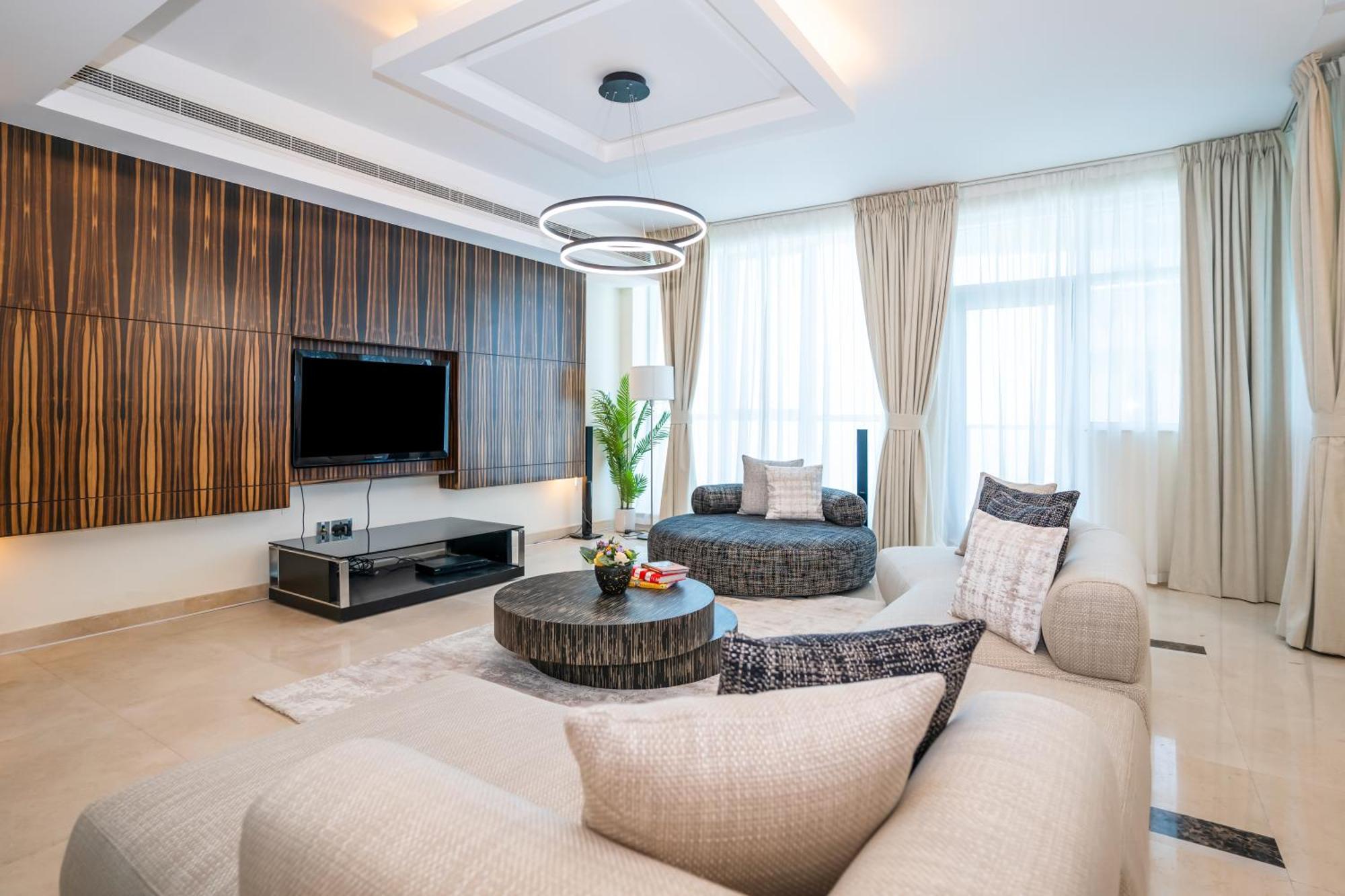 Homesgetaway - Luxurious Duplex Penthouse 3br Plus Maids At Heart Of Marina Apartment *