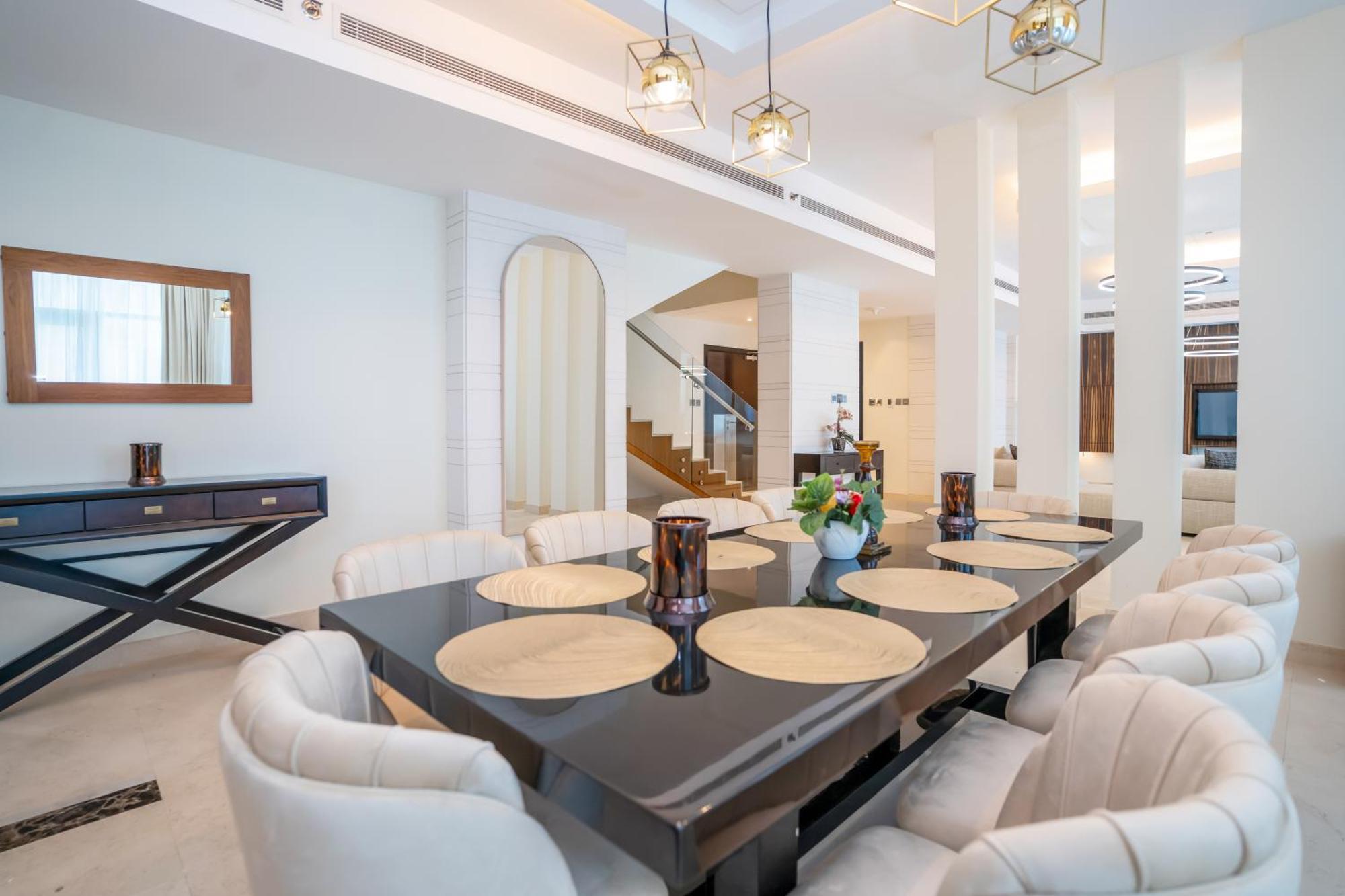 Homesgetaway - Luxurious Duplex Penthouse 3br Plus Maids At Heart Of Marina Apartment