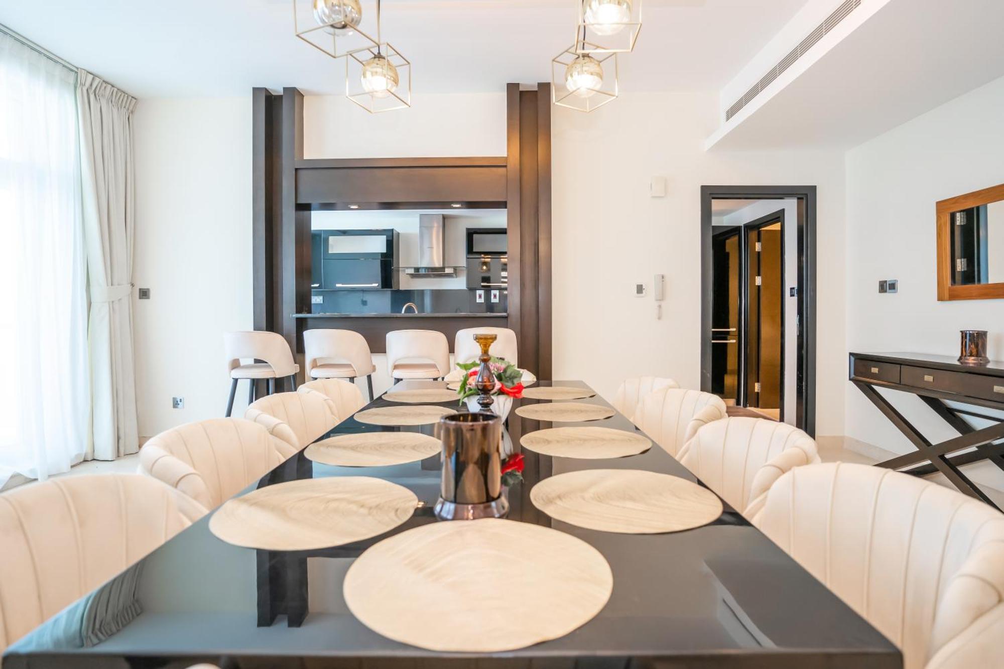 Homesgetaway - Luxurious Duplex Penthouse 3br Plus Maids At Heart Of Marina Apartment Dubai