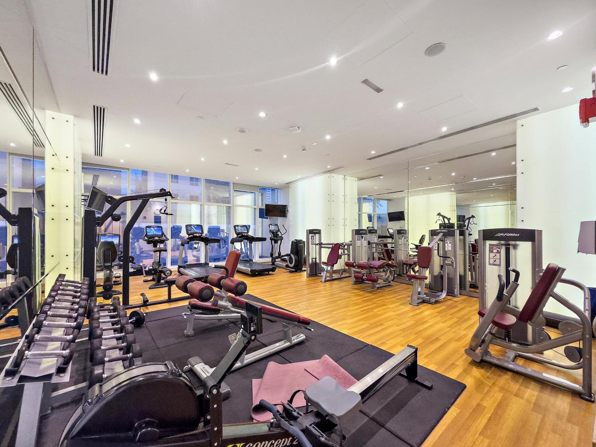 Apartment First Class 2br Elevated Luxury With Terrace