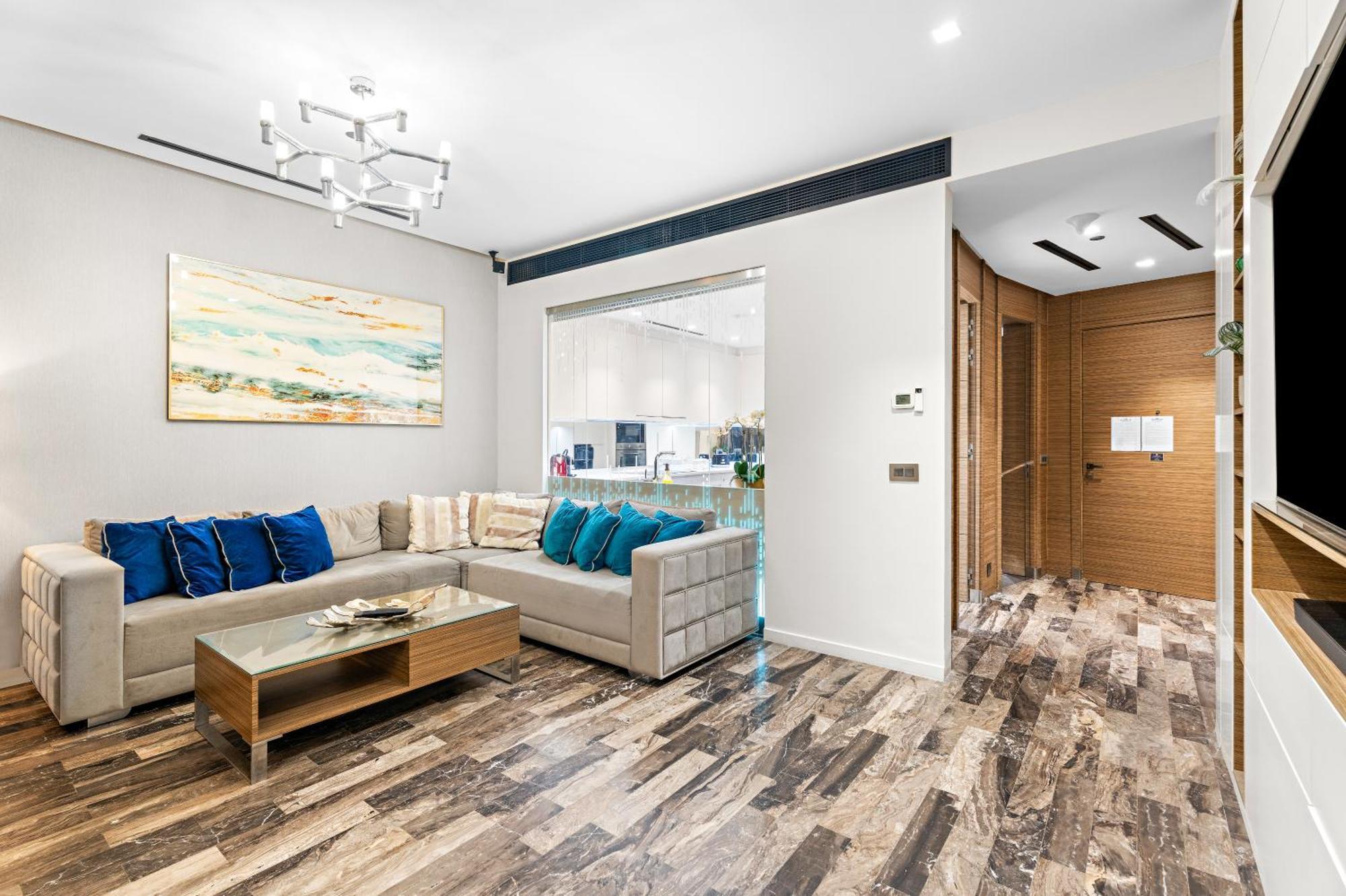 First Class 2br Elevated Luxury With Terrace Apartment