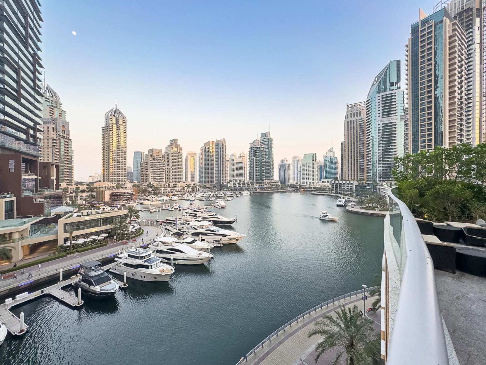 First Class 2br Elevated Luxury With Terrace
