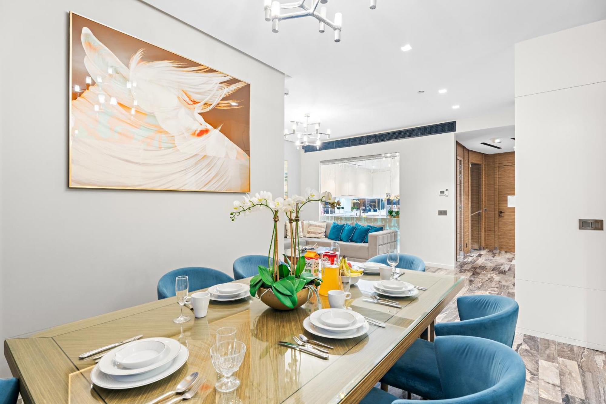 Apartment First Class 2br Elevated Luxury With Terrace