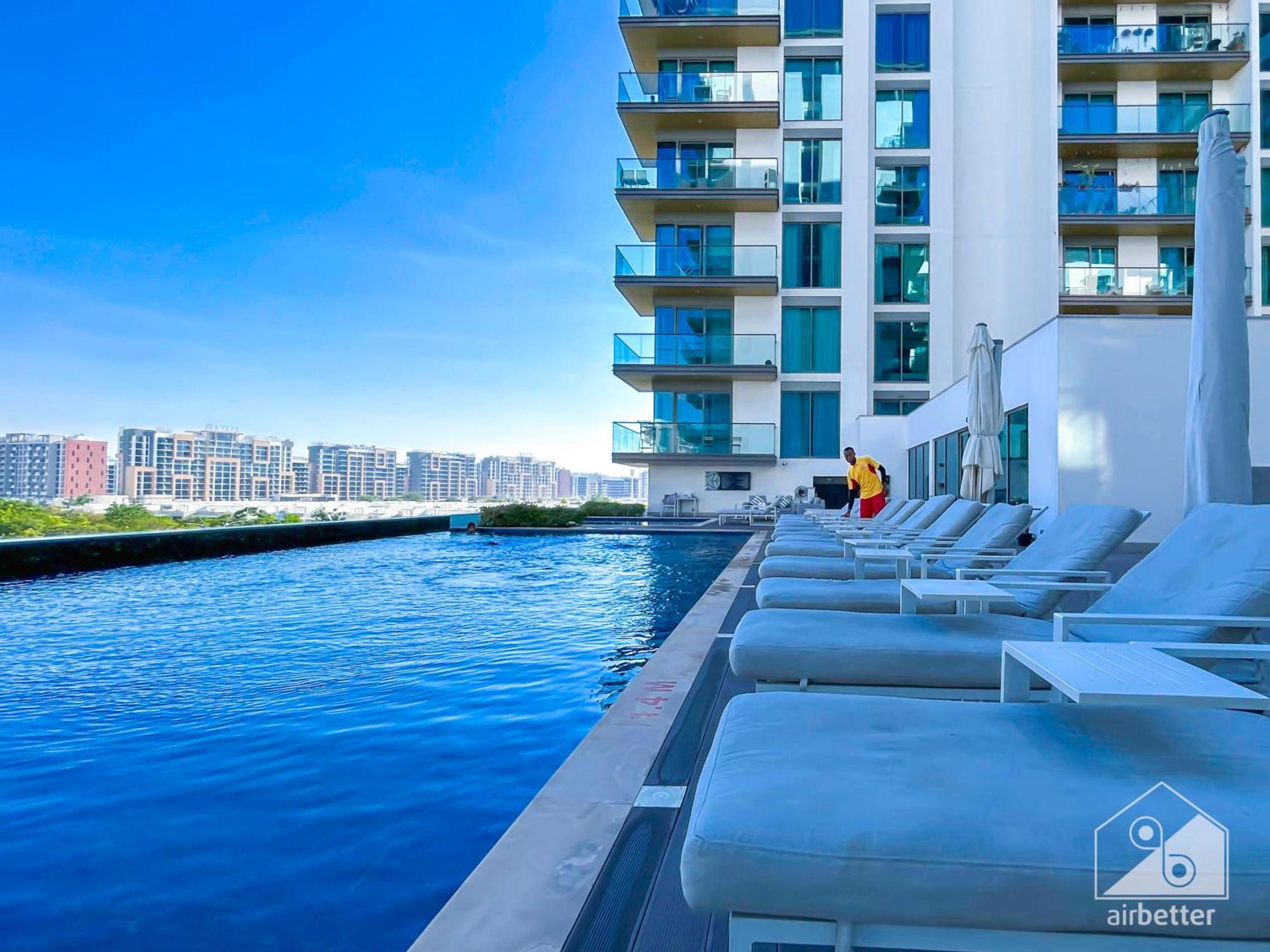 Apartment Stunning & New 1b With Balcony & View Dubai