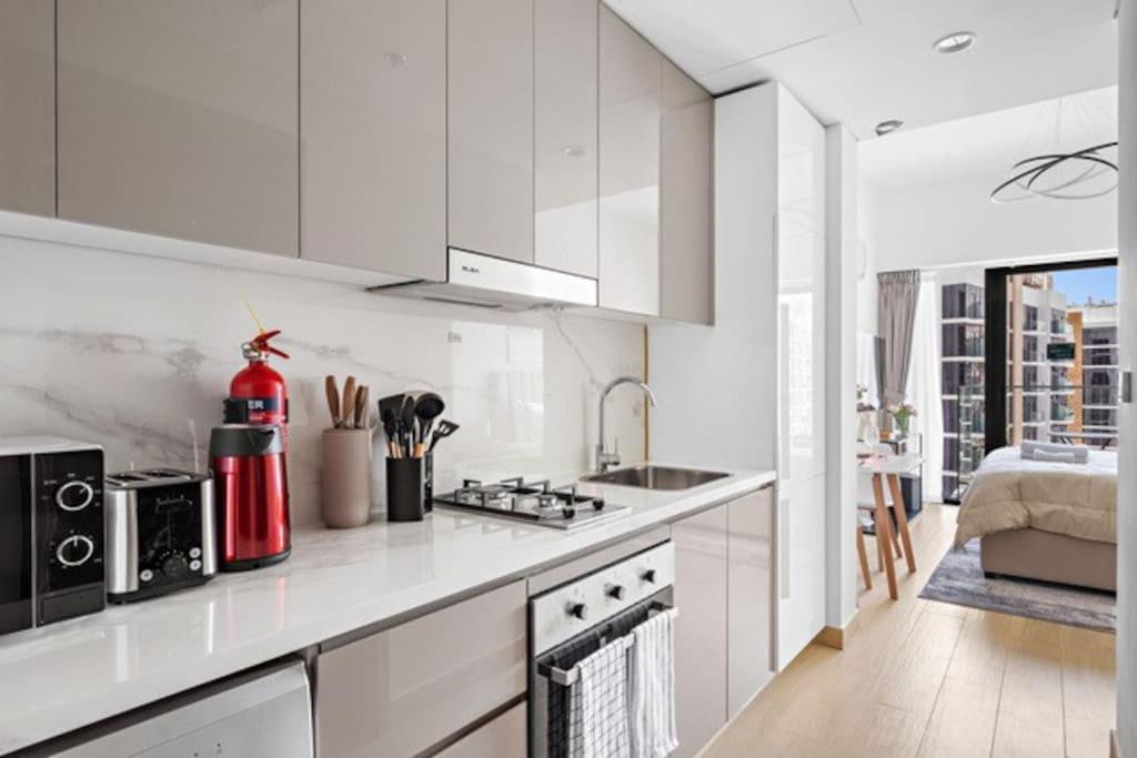 Stunning Studio In Azizi Riviera 41, Meydan Apartment *