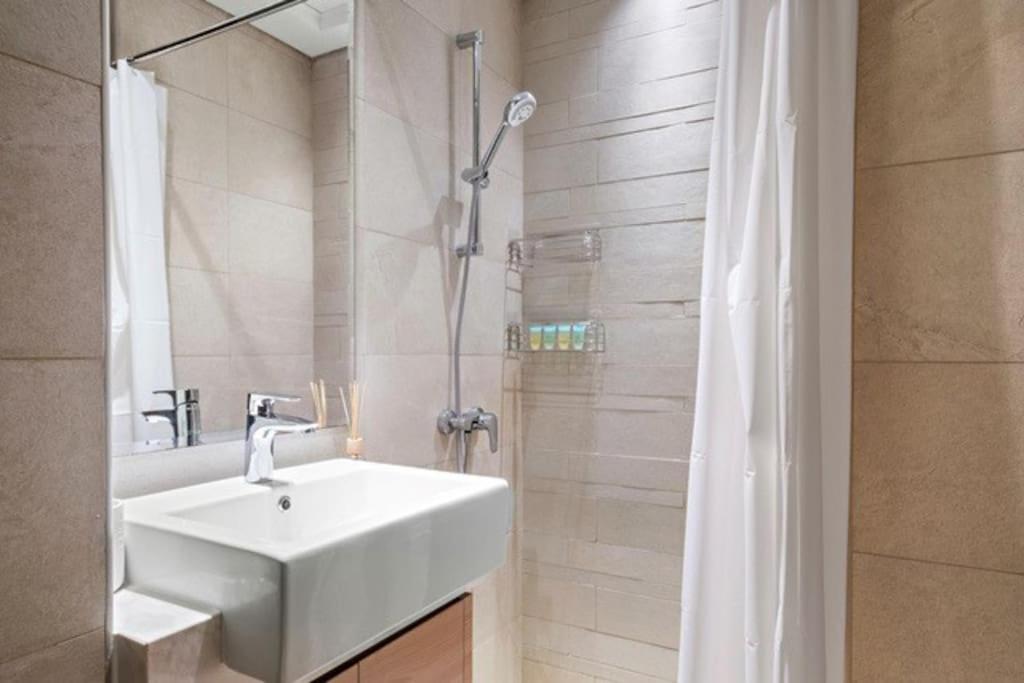 Stunning Studio In Azizi Riviera 41, Meydan * Dubai
