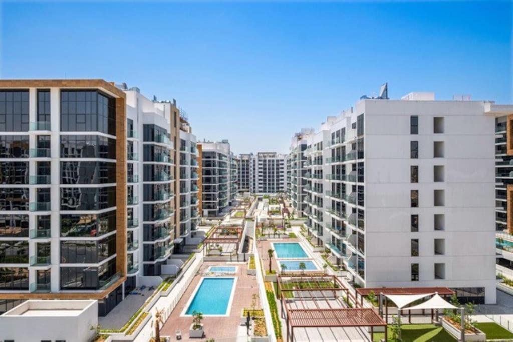 Stunning Studio In Azizi Riviera 41, Meydan