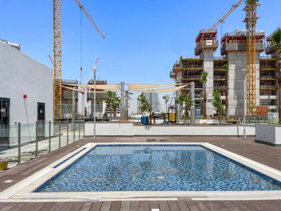 Apartment Stunning Studio In Azizi Riviera 41, Meydan *