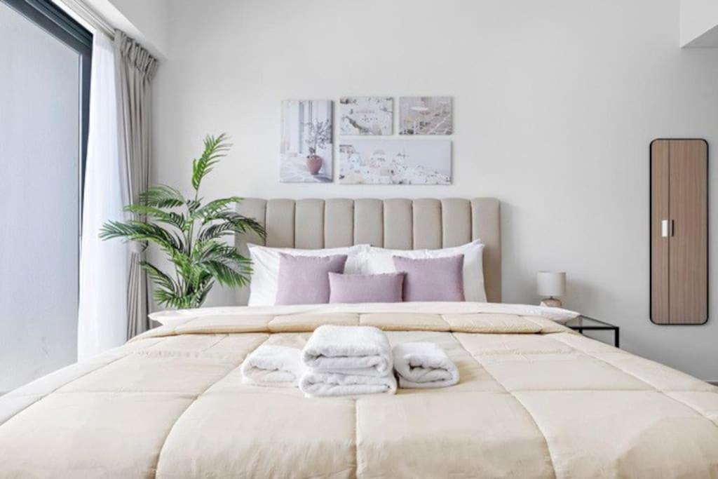Apartment Stunning Studio In Azizi Riviera 41, Meydan Dubai
