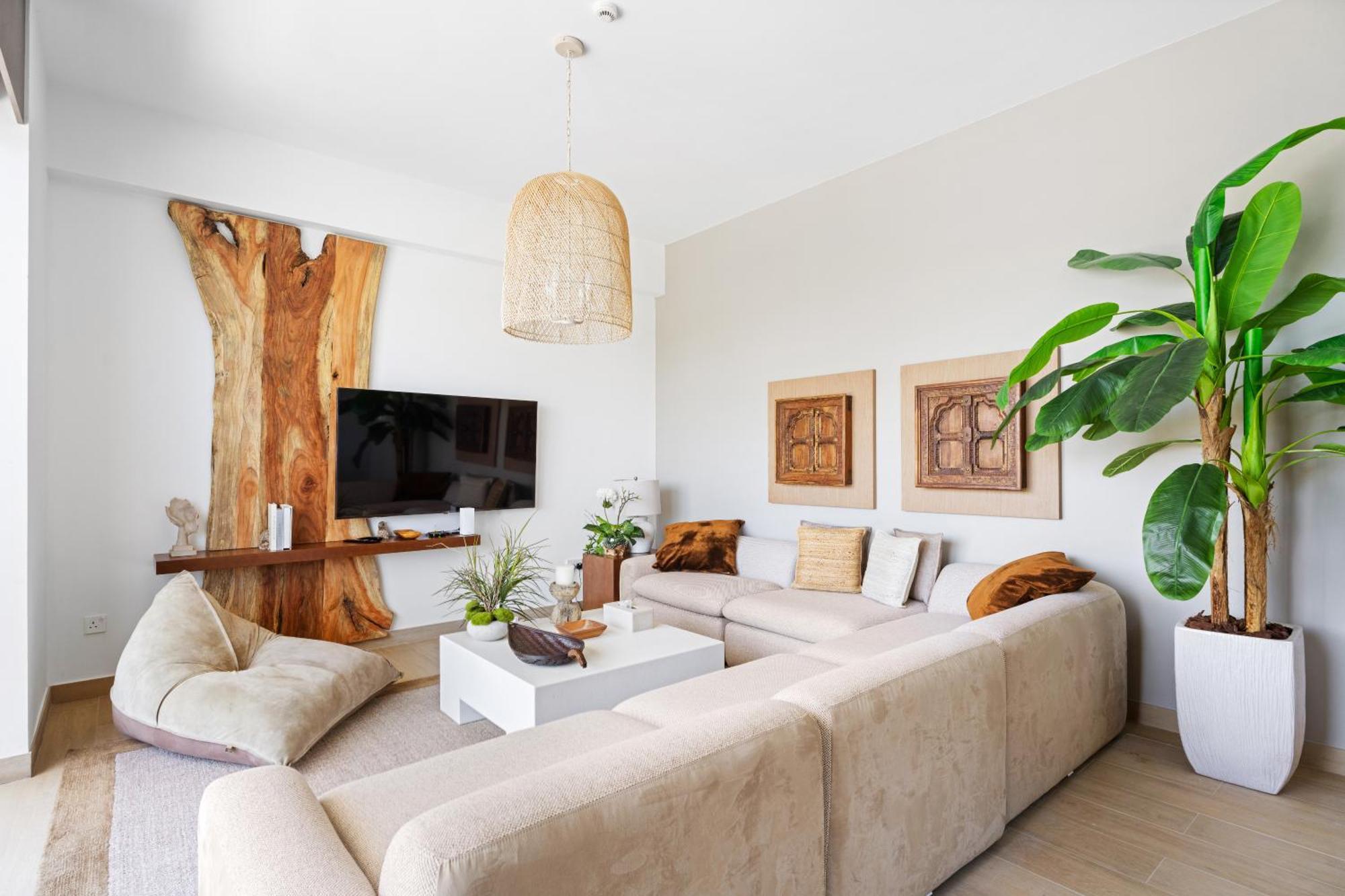 Ocean View 2br With A Pool & Gym, 2 Min To *