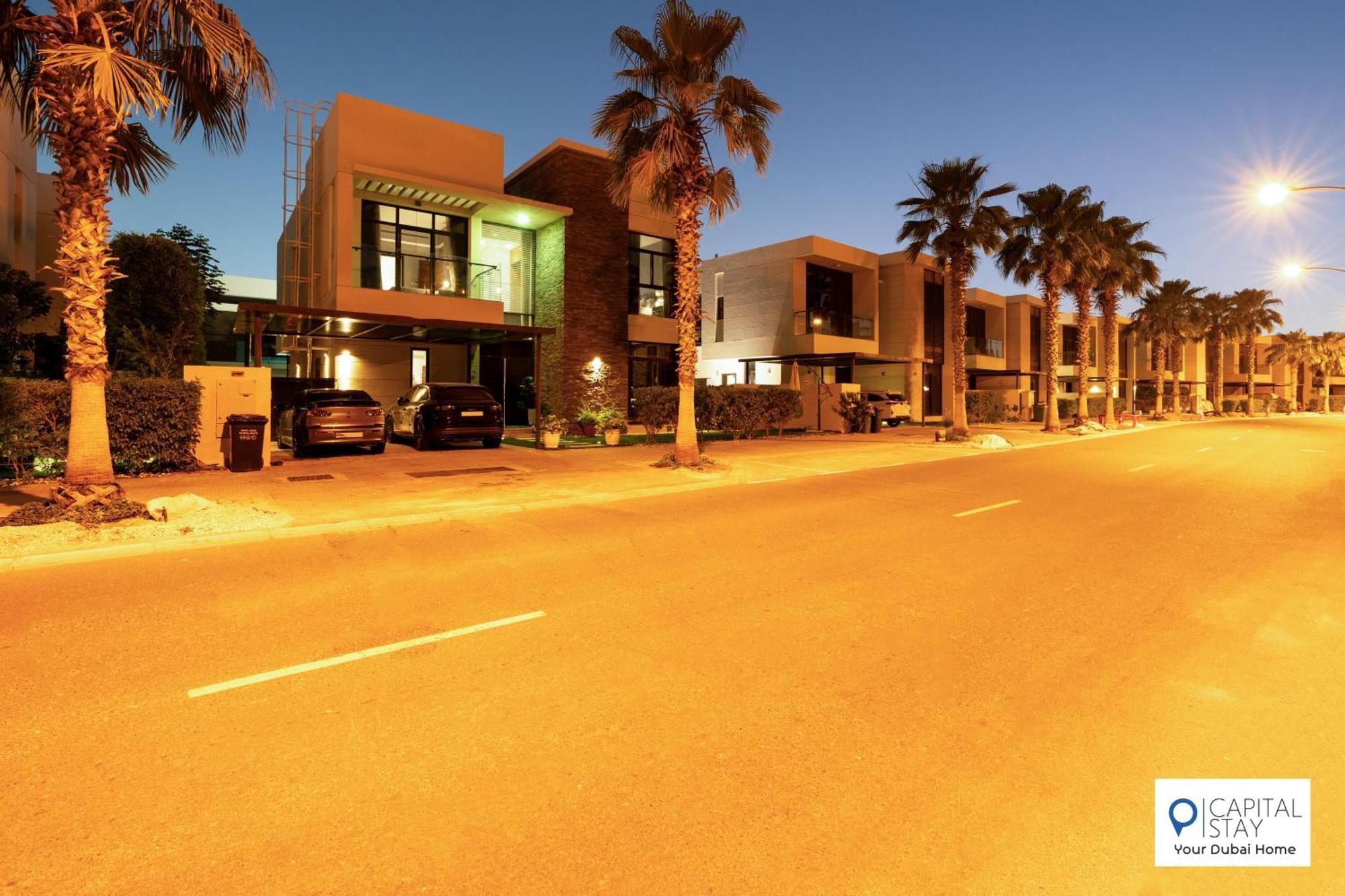 Luxury Paramount In Damac Hills Apartment