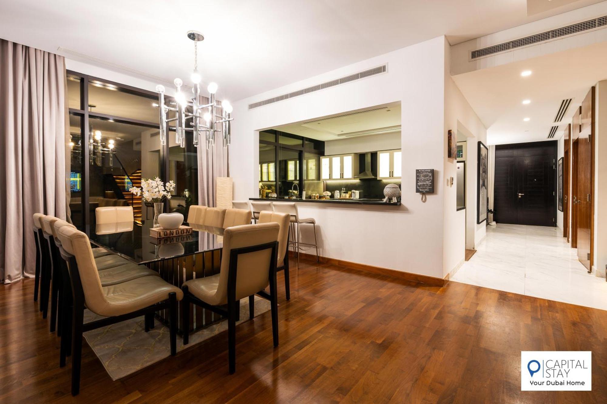 Luxury Paramount In Damac Hills Apartment Dubai