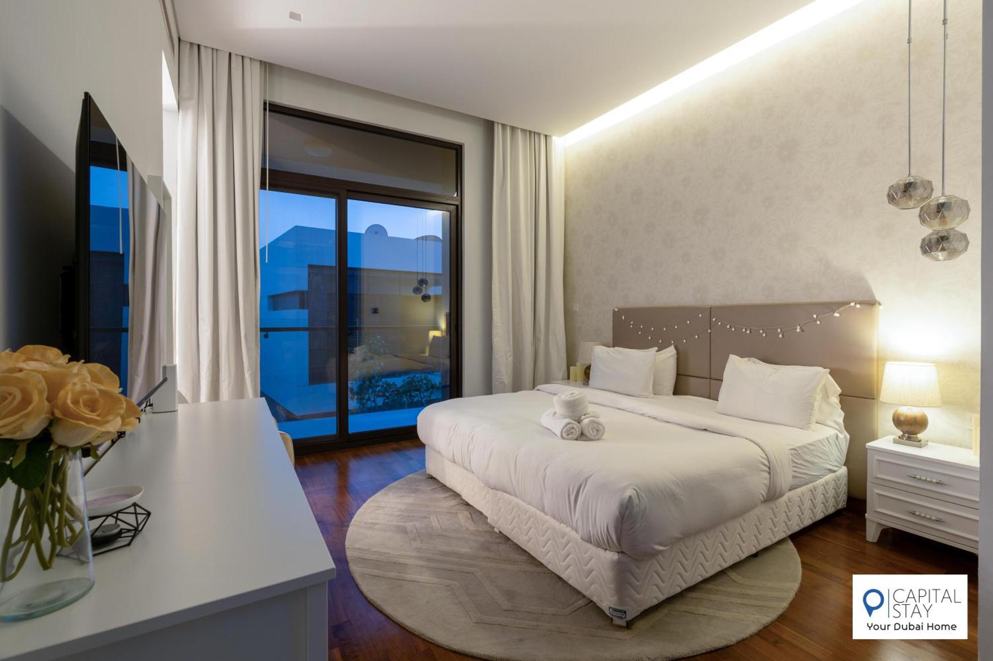 Luxury Paramount In Damac Hills Apartment