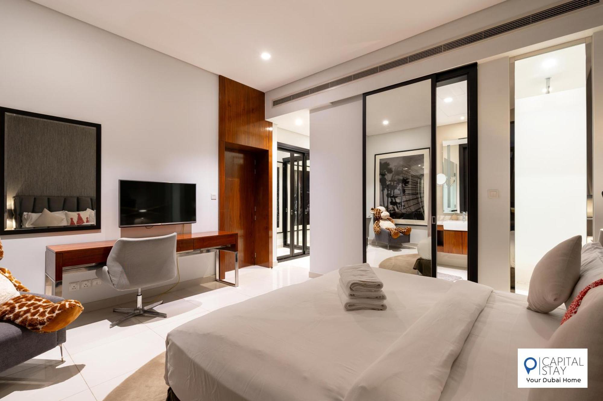 Luxury Paramount In Damac Hills Apartment *