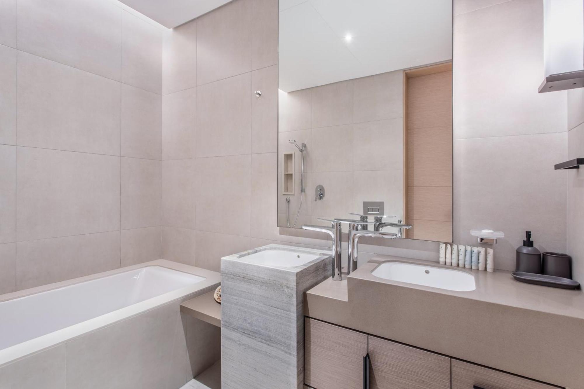 Address 2br Family 56th Floor