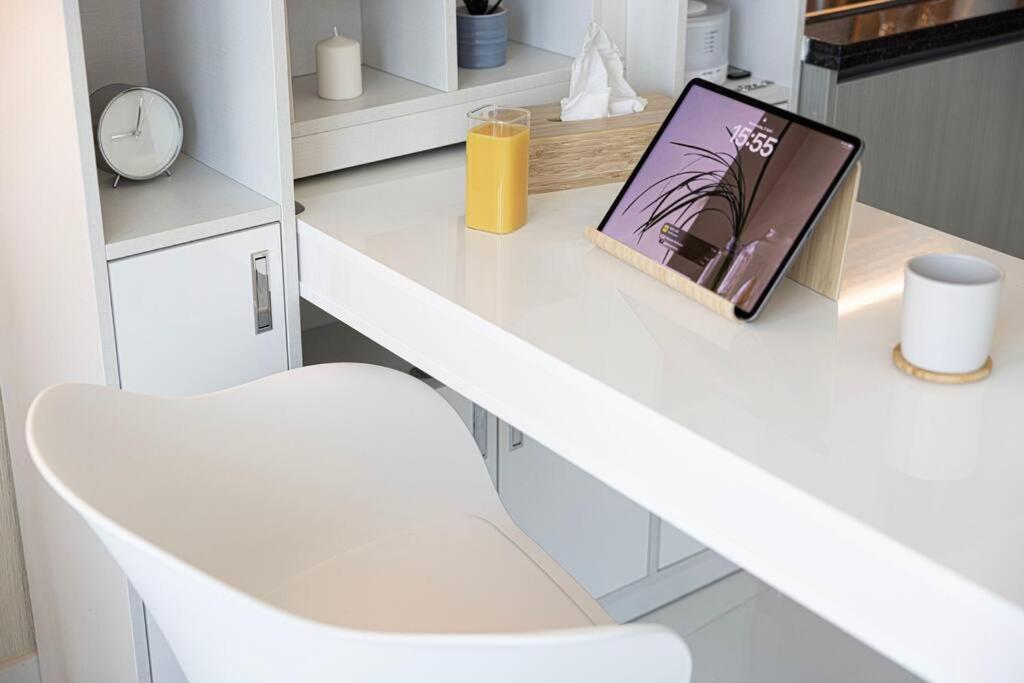 - Miraclz Tower In Arjan Apartment *