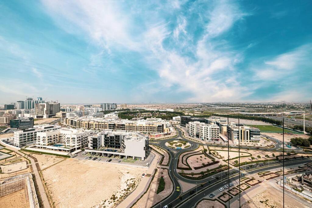 - Miraclz Tower In Arjan Dubai