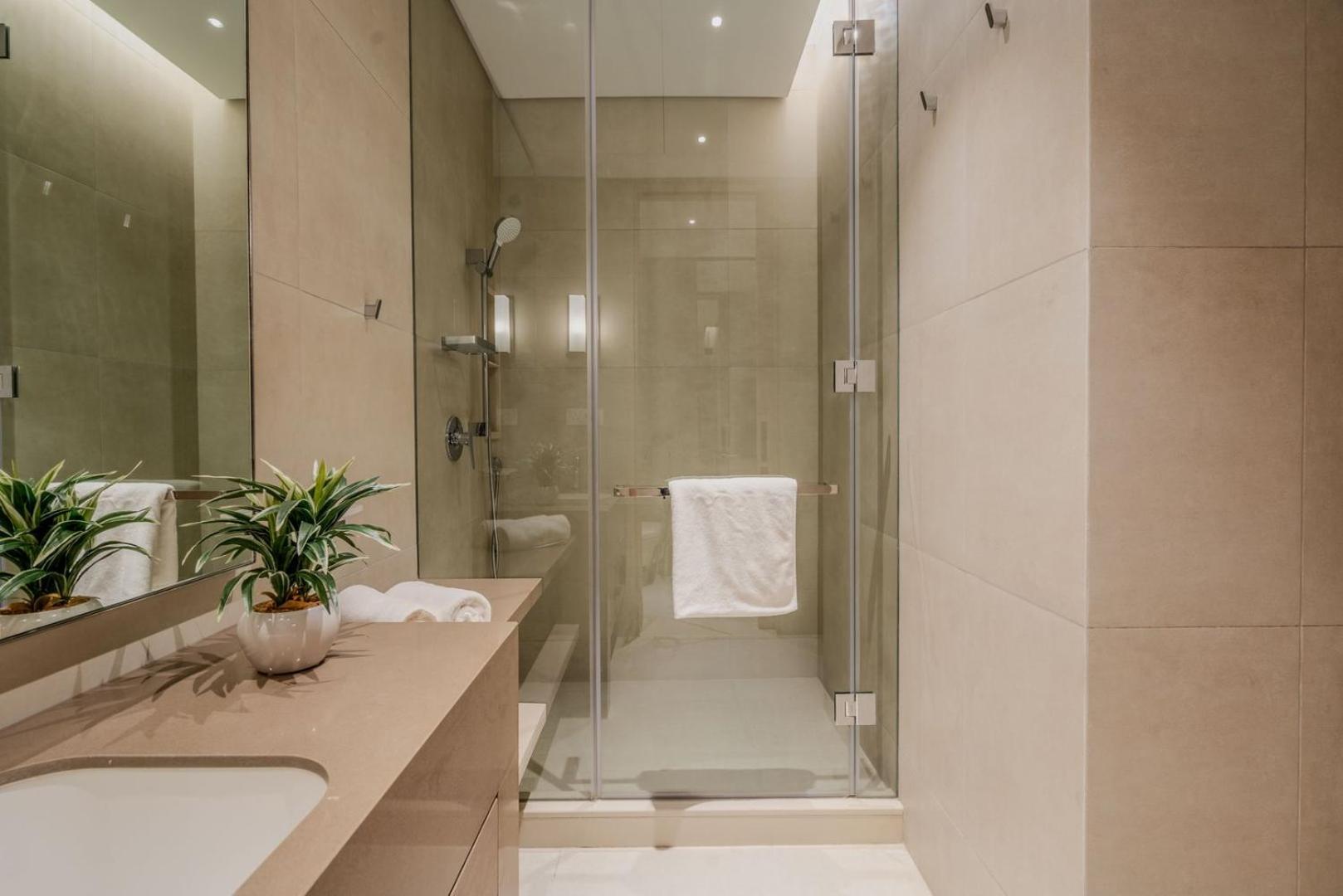 Guestready - Sky-high Dreamscape Apartment Dubai