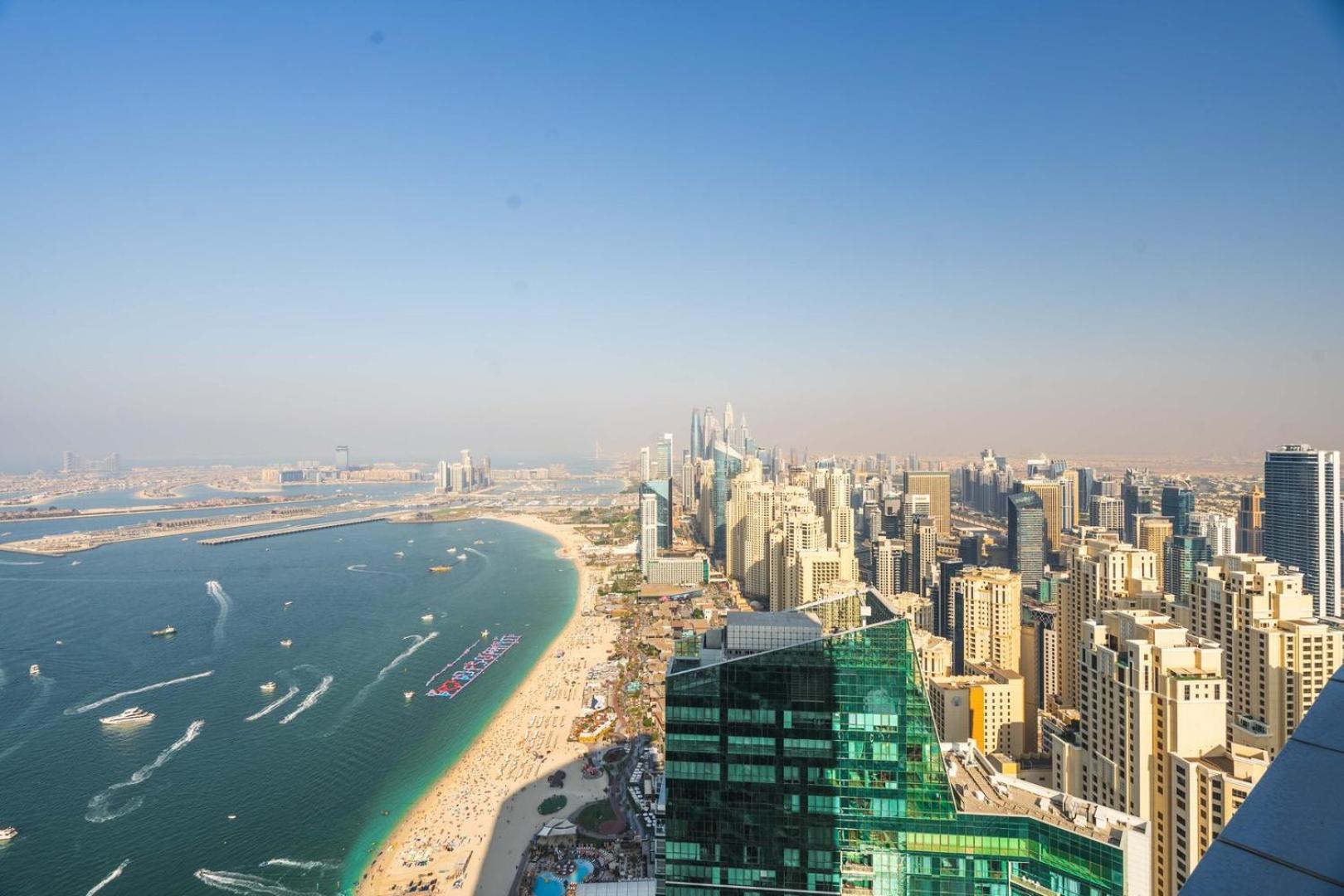 Guestready - Sky-high Dreamscape Apartment