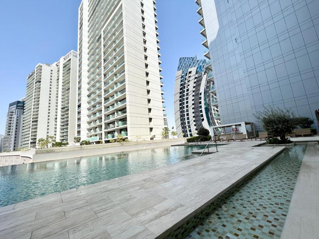 Apartment Modern Living In Majestine ,businessbay *