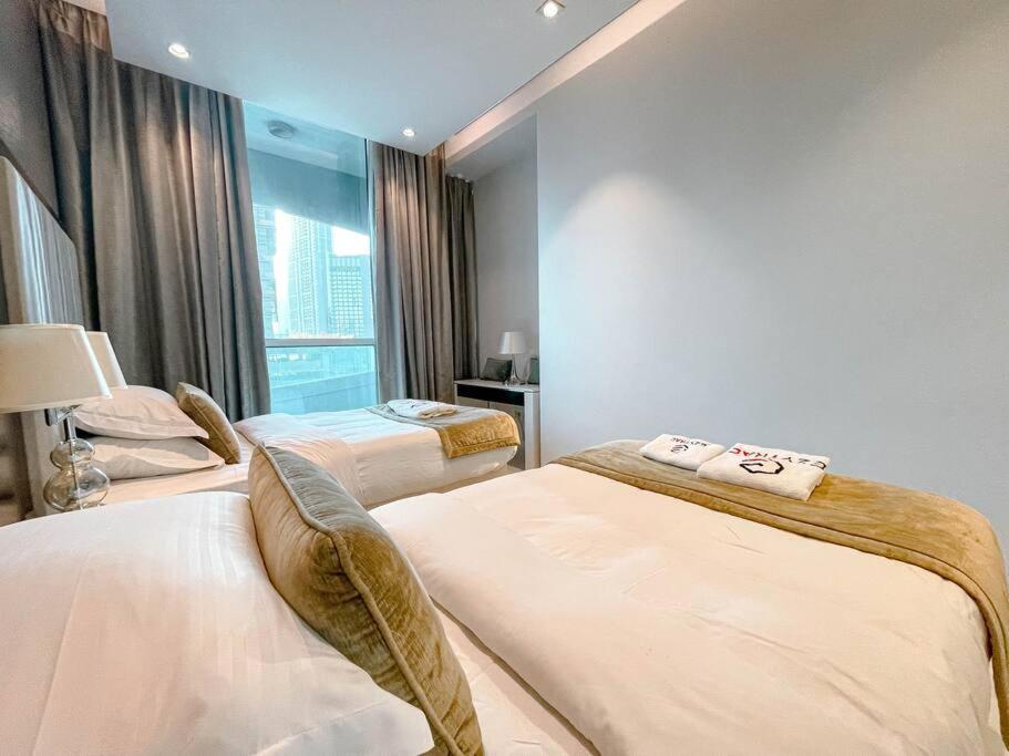 Two Bed In Damac Upper Crest Tower Near Burj Khalifa - Ezytrac Dubai