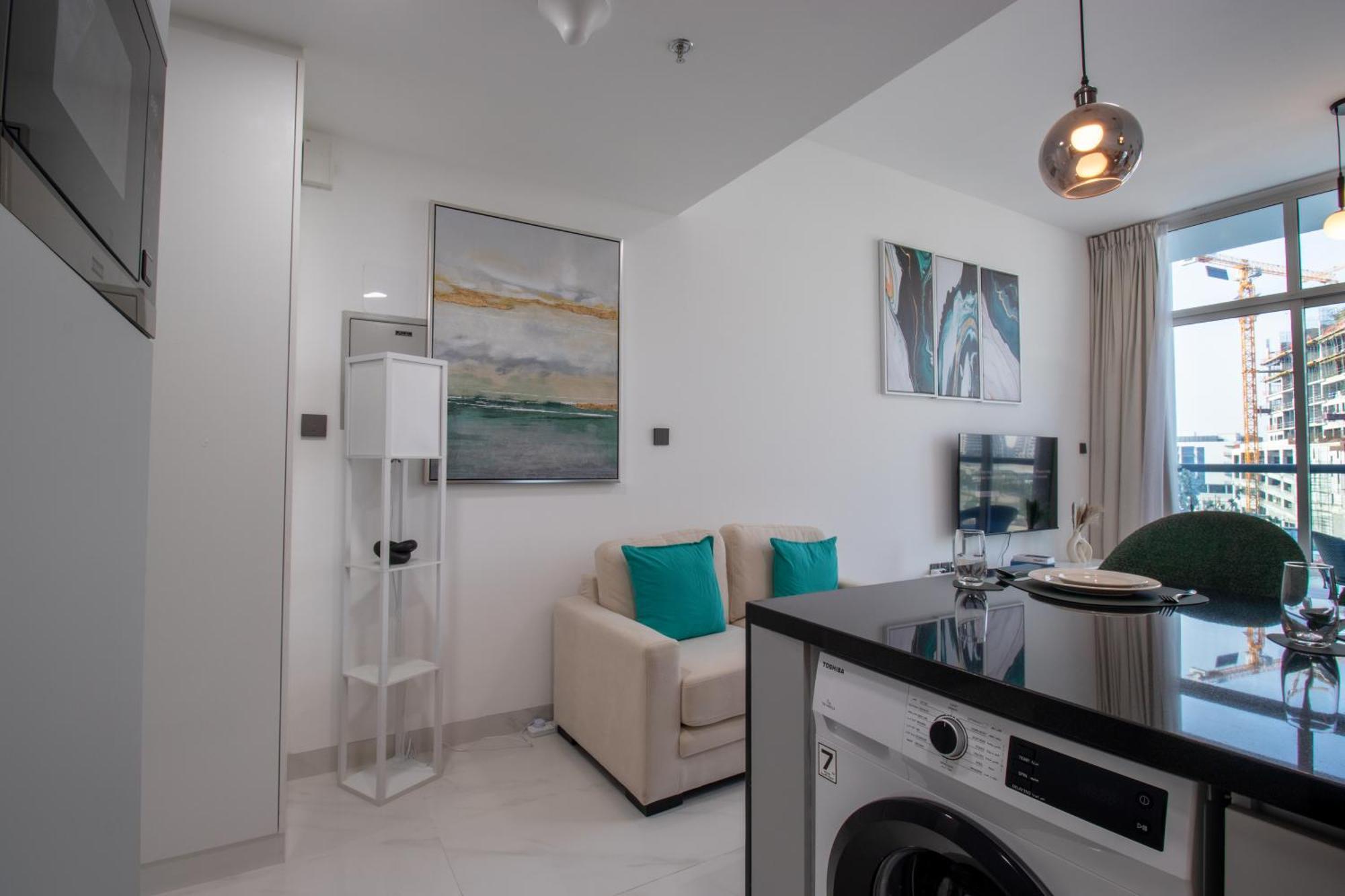 Queen Bed, Full Kitchen, New Unit * Dubai