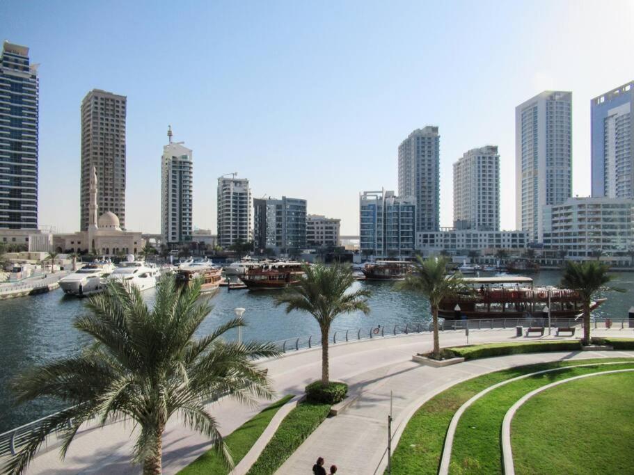 First Class 1br Modern And Stylish * Dubai