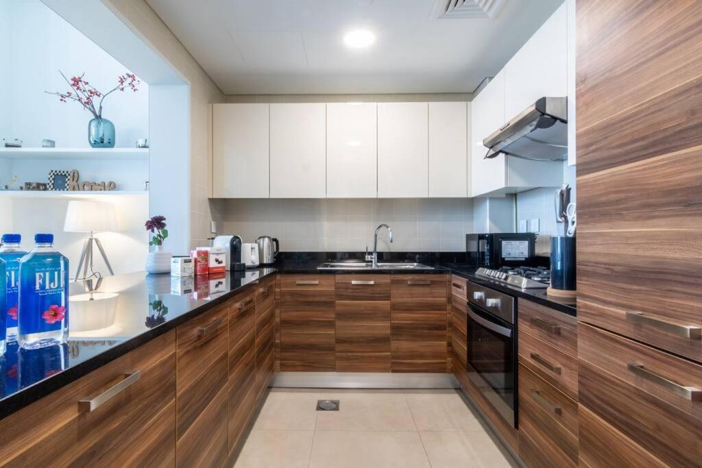 First Class 1br Modern And Stylish Apartment
