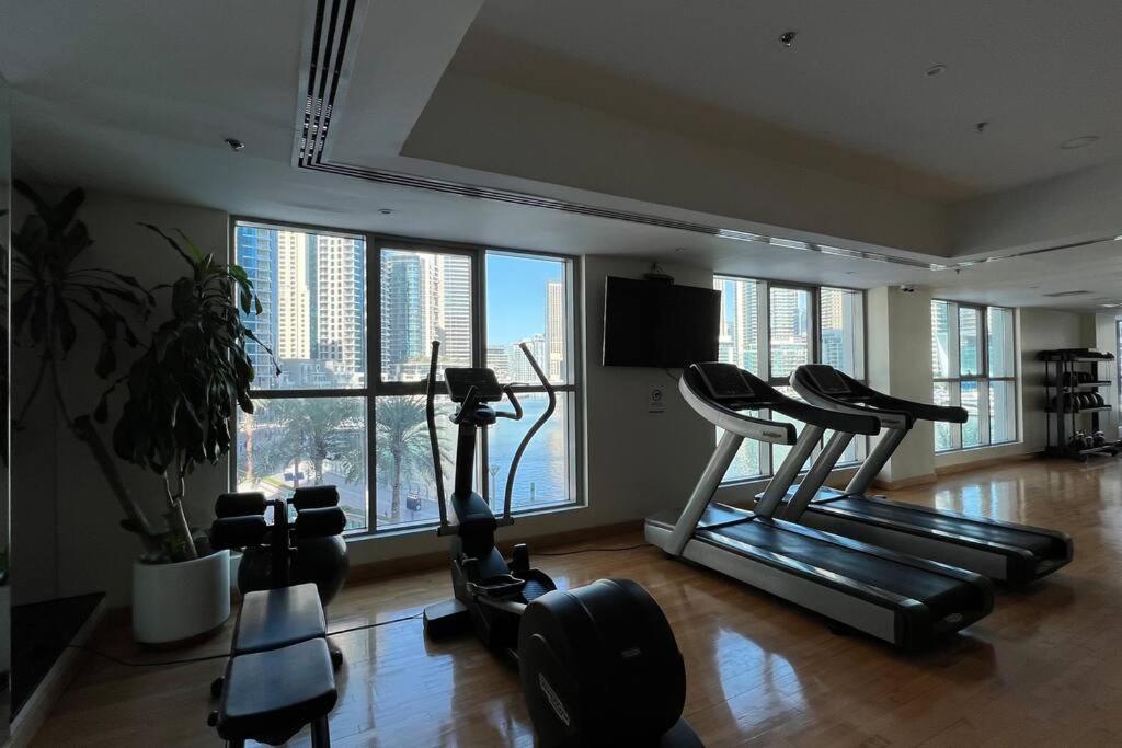 Marina Elegance, Your Dream Marina Apartment *