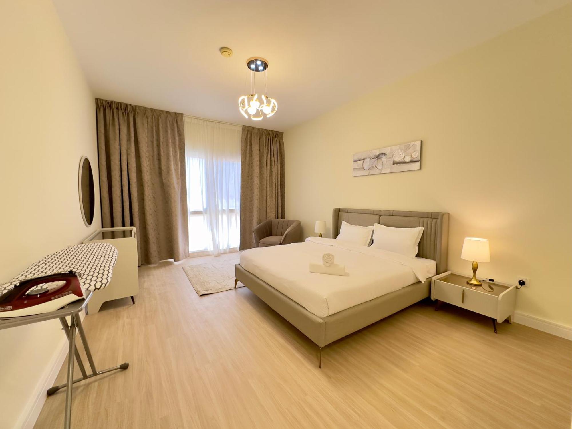 Jvc Emirates Garden Quickstay Homes 32 Apartment *