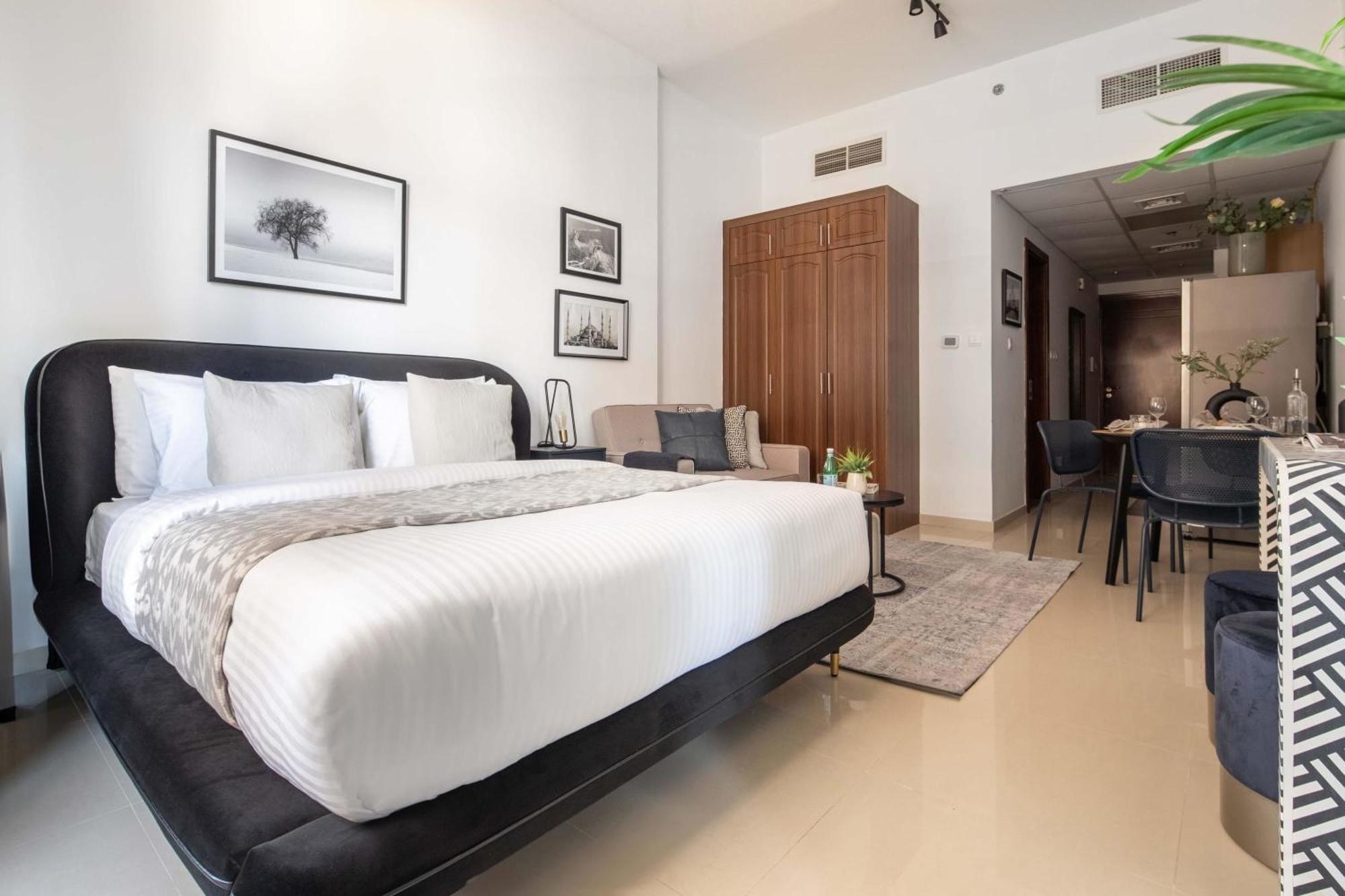 Apartment Frank Porter - Elite Sports Dubai