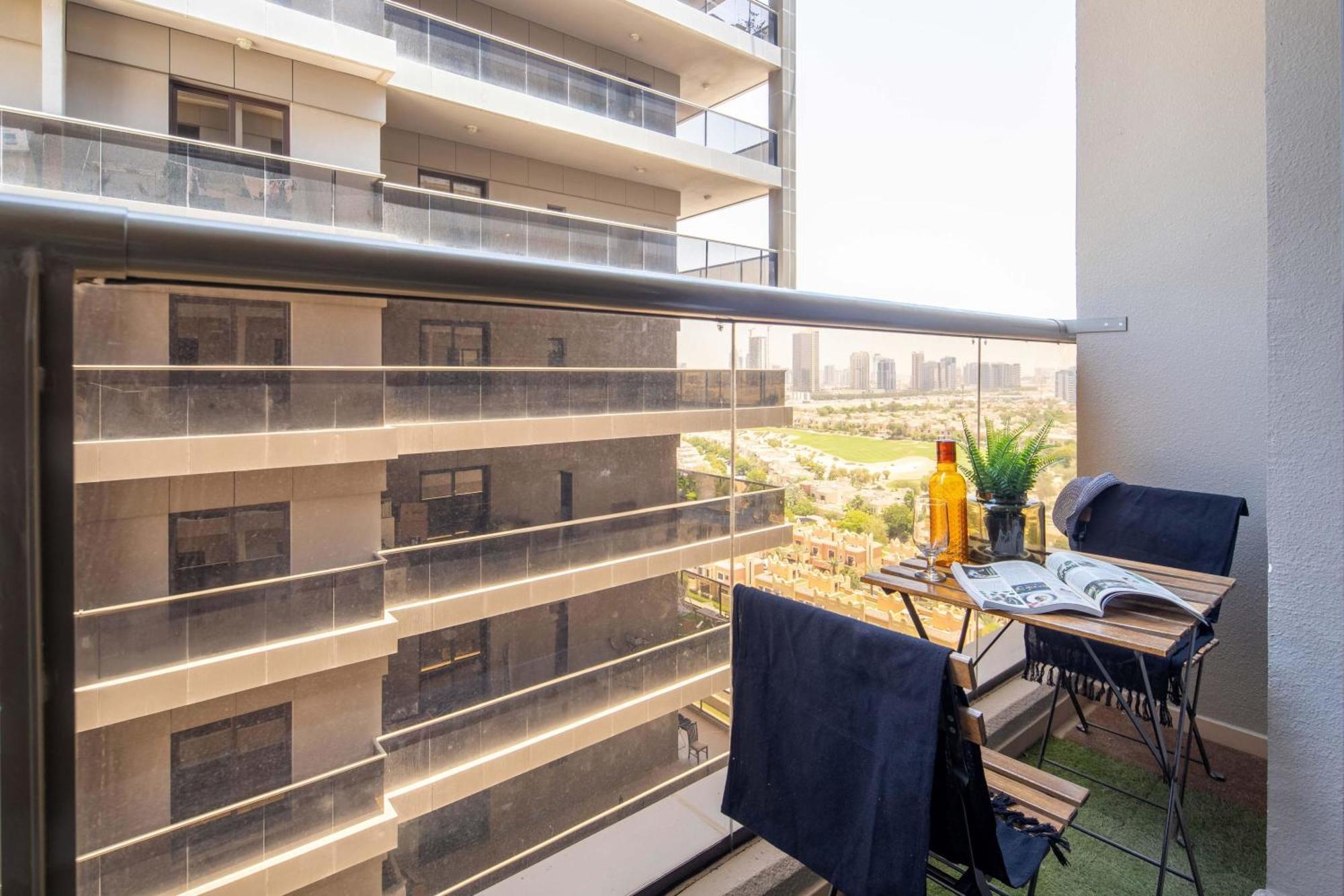 Frank Porter - Elite Sports Apartment