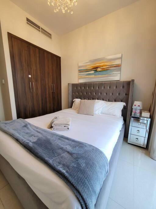 Holiday home Damac Hills 2 Retreat- Tranquil Luxe, Beyond With Waterpark Dubai