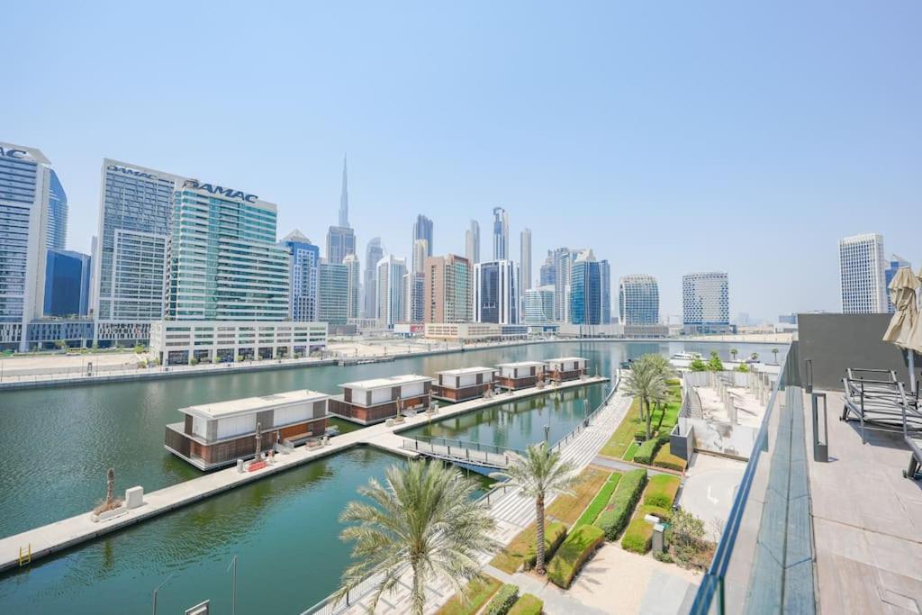 Apartment Waves - Comfort And Style In A 21st-floor With View Dubai