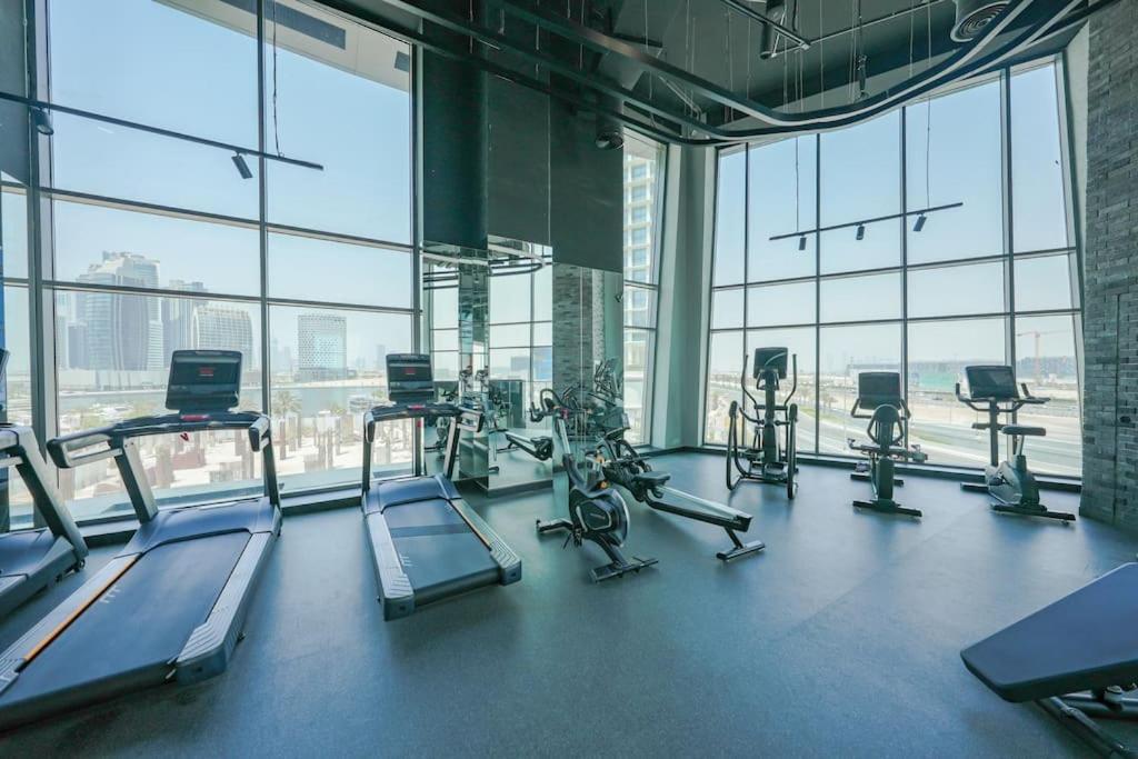 Waves - Comfort And Style In A 21st-floor With View Apartment