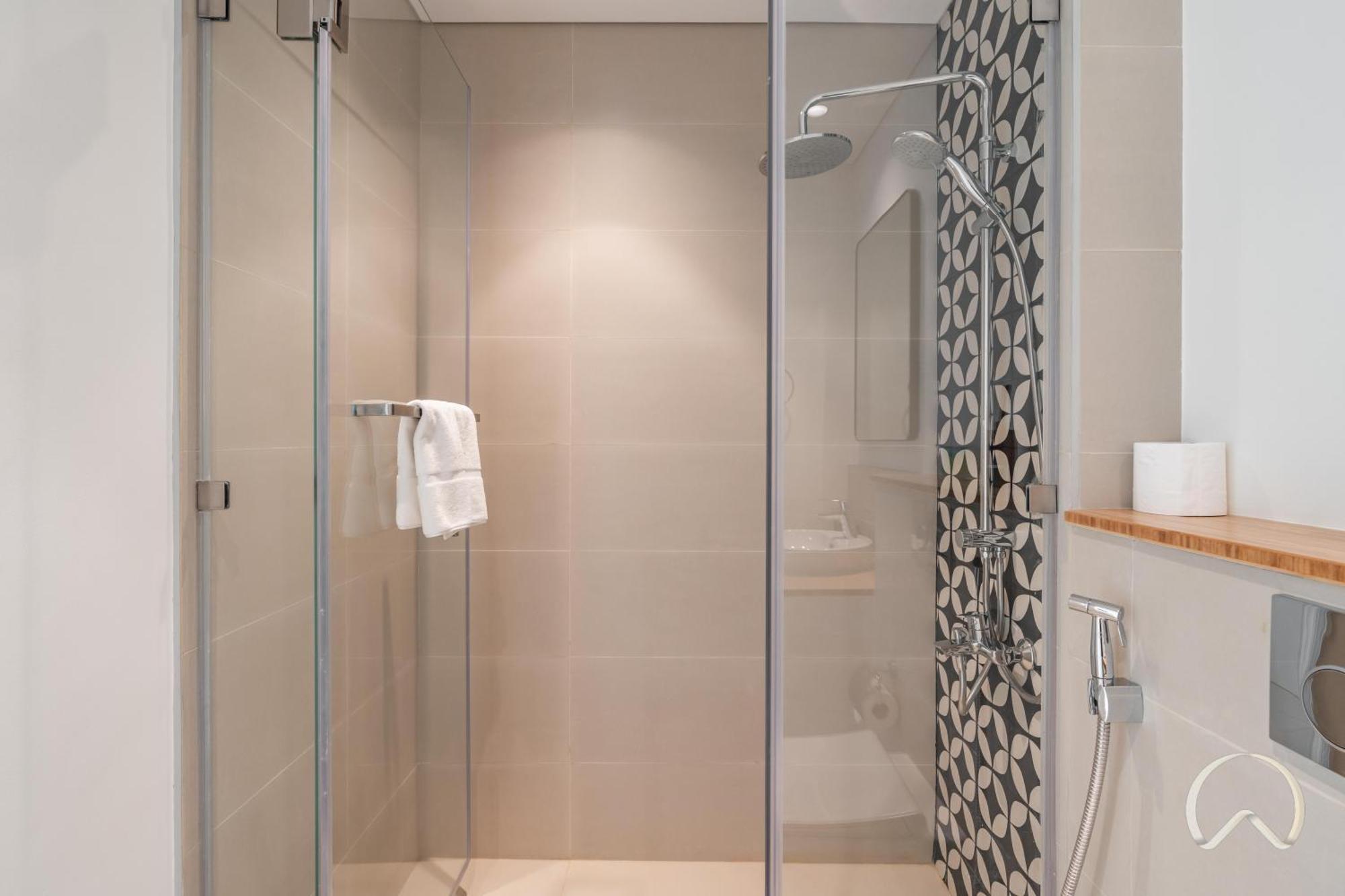 Apartment Oraya - Stylish 2br In Socio Tower 2 With Pool View Dubai
