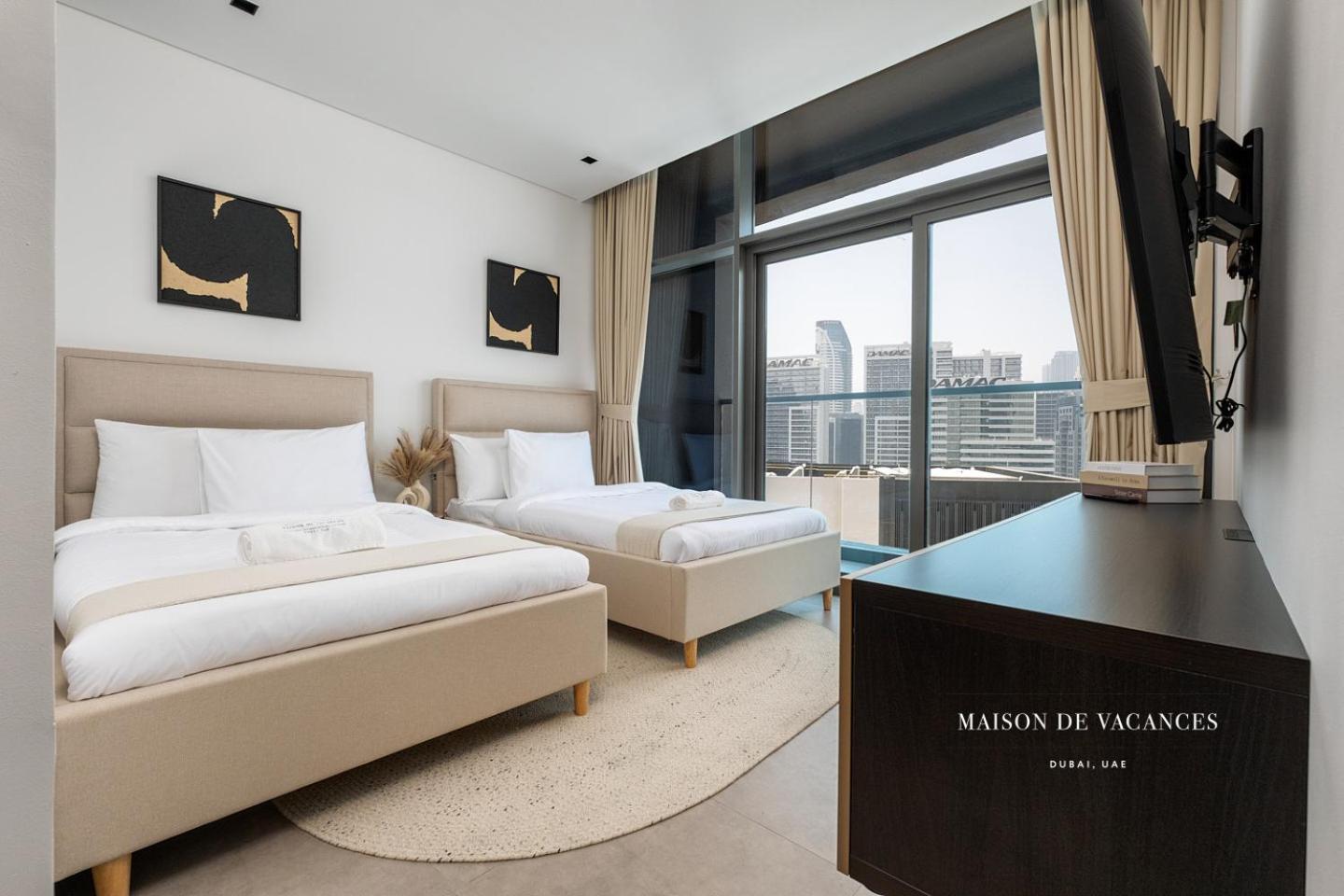 Apartment Luxurious 2br W Waterfront And Burj Khalifa View *