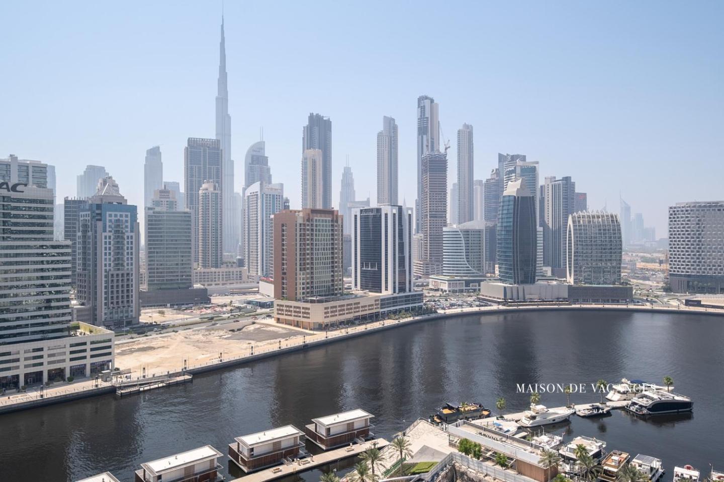 Luxurious 2br W Waterfront And Burj Khalifa View Apartment Dubai