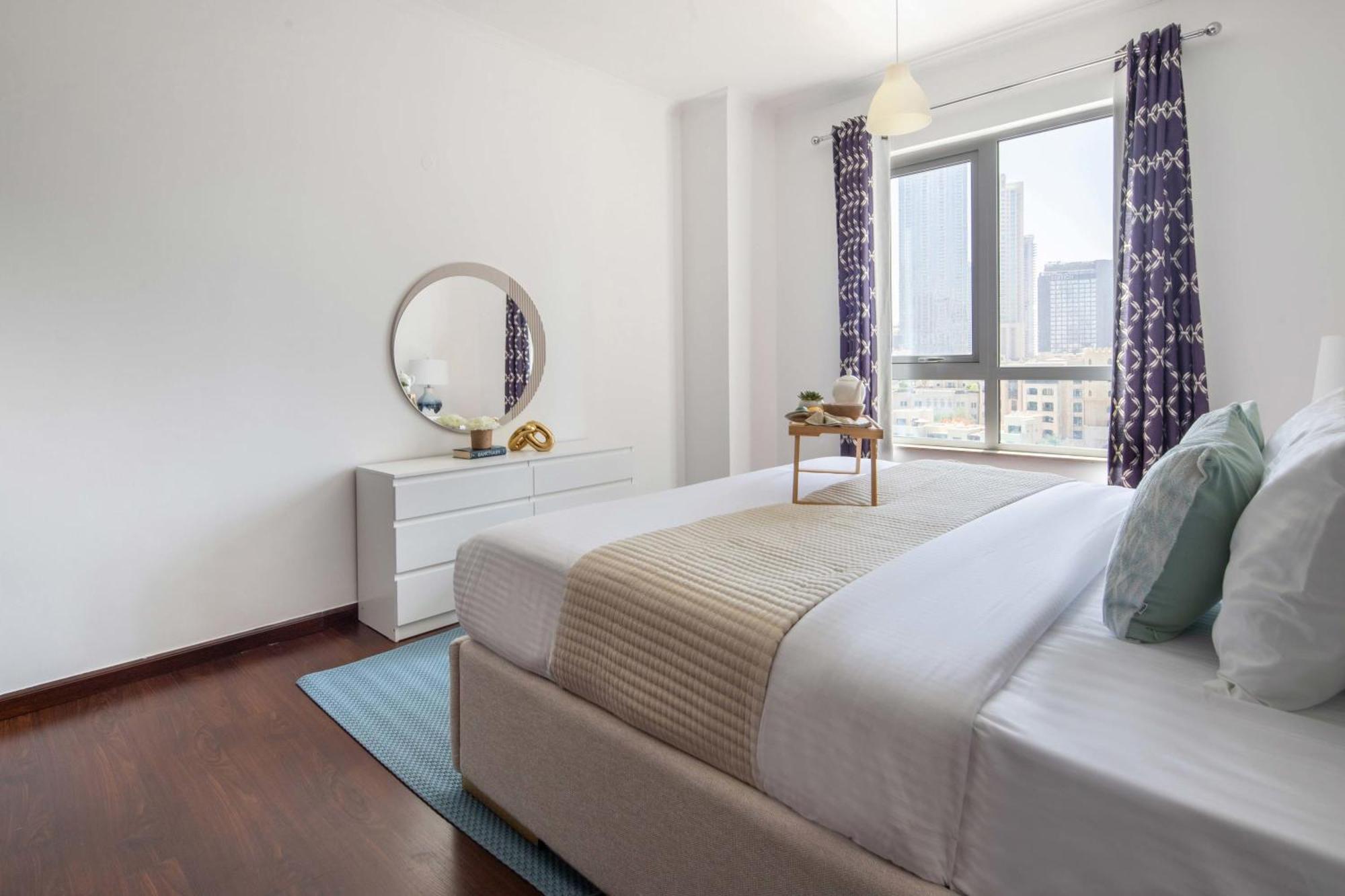 Frank Porter - The Residences 5