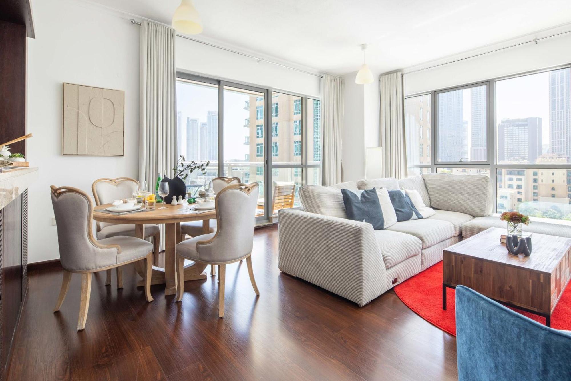 Frank Porter - The Residences 5