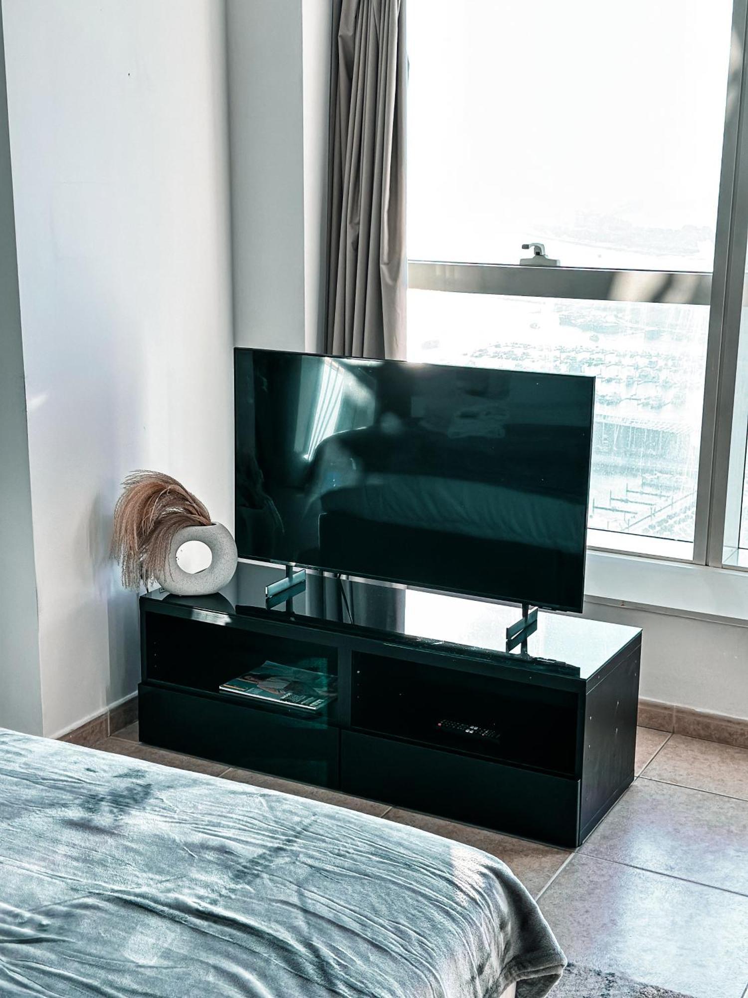 Elite Palm View Master In Marina Guest house Dubai