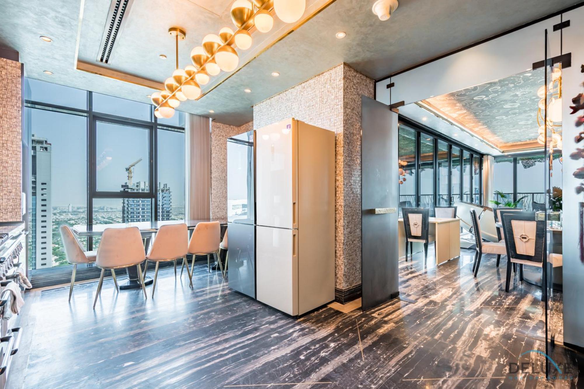 Apartment Luxurious 3br With Assistant At Mbl In Jumeirah Tower By Deluxe Homes Dubai