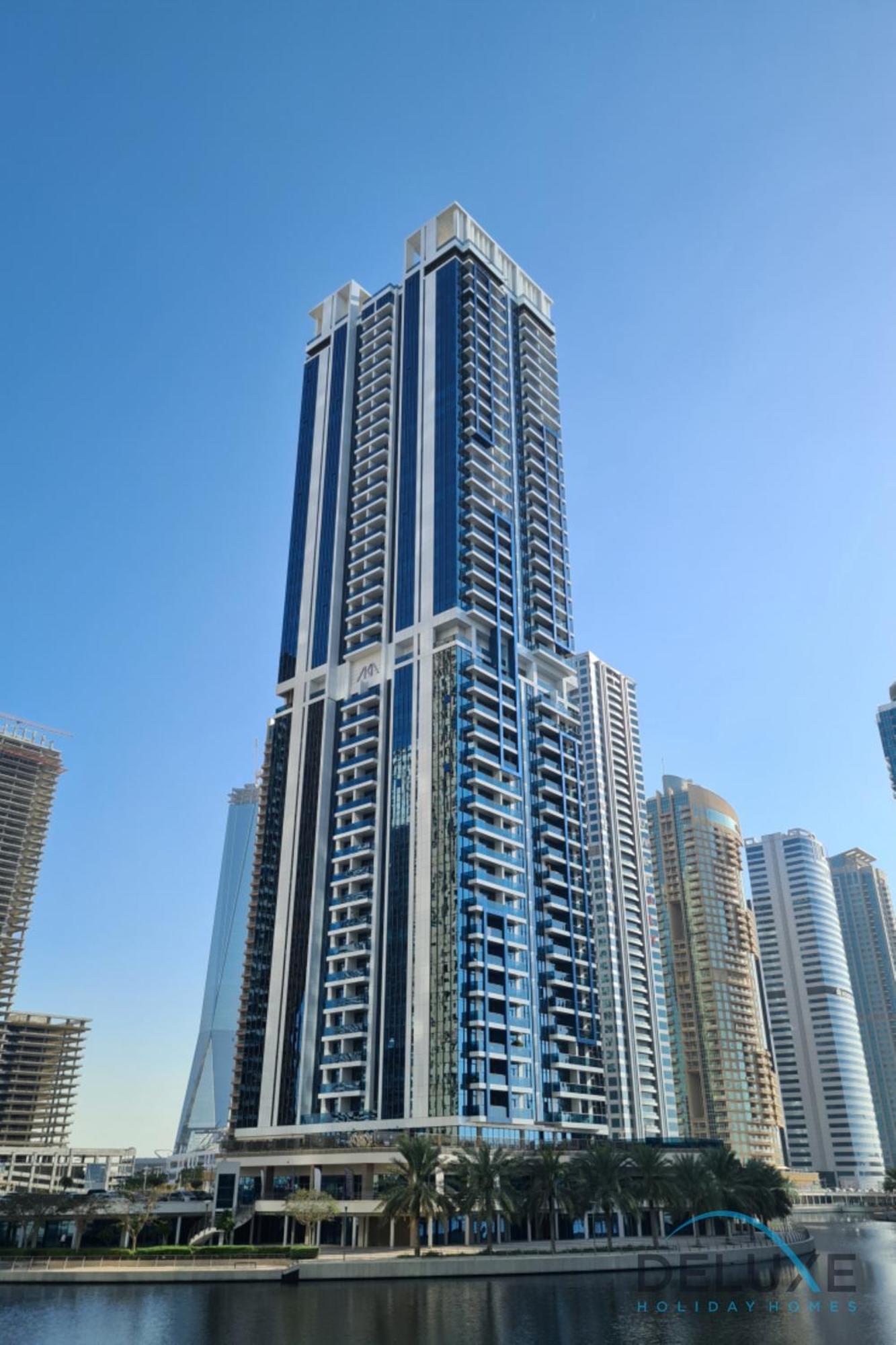 Luxurious 3br With Assistant At Mbl In Jumeirah Tower By Deluxe Homes