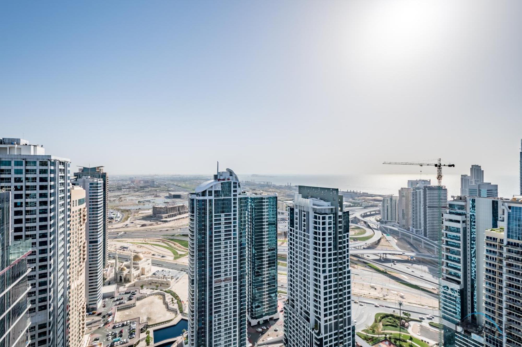 Luxurious 3br With Assistant At Mbl In Jumeirah Tower By Deluxe Homes Apartment
