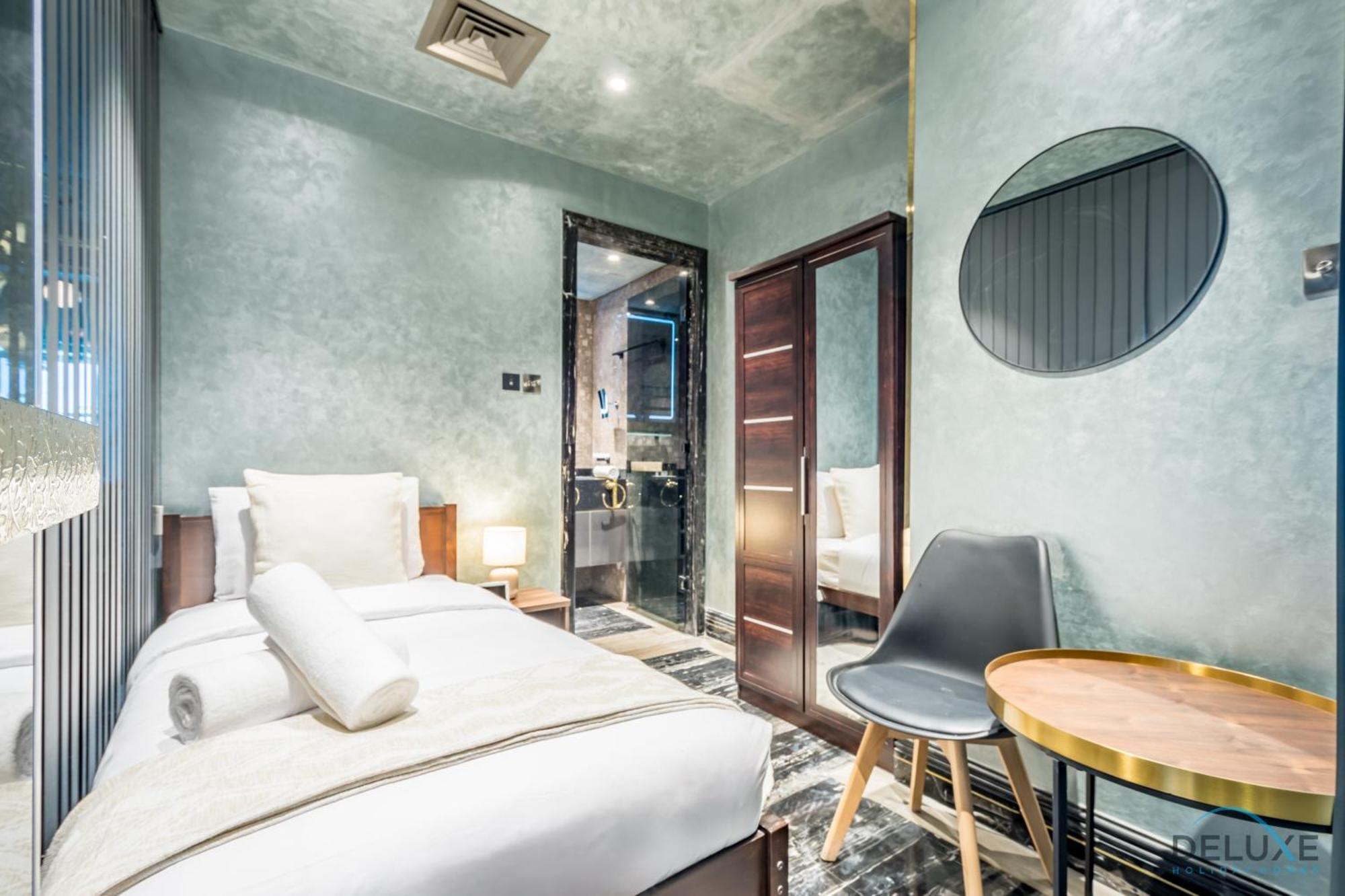 Luxurious 3br With Assistant At Mbl In Jumeirah Tower By Deluxe Homes