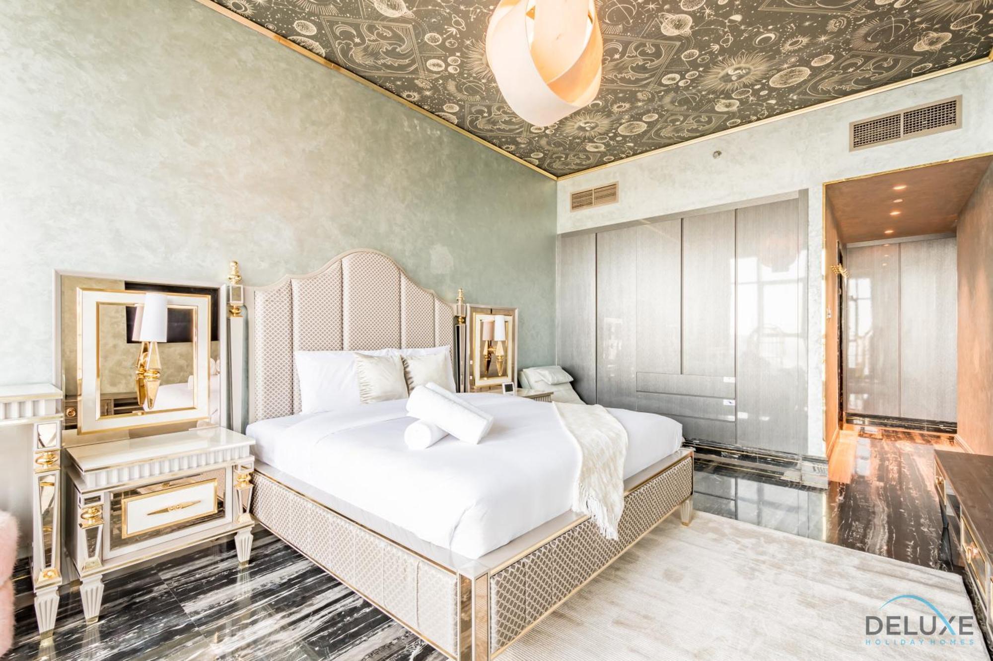 Luxurious 3br With Assistant At Mbl In Jumeirah Tower By Deluxe Homes Apartment *