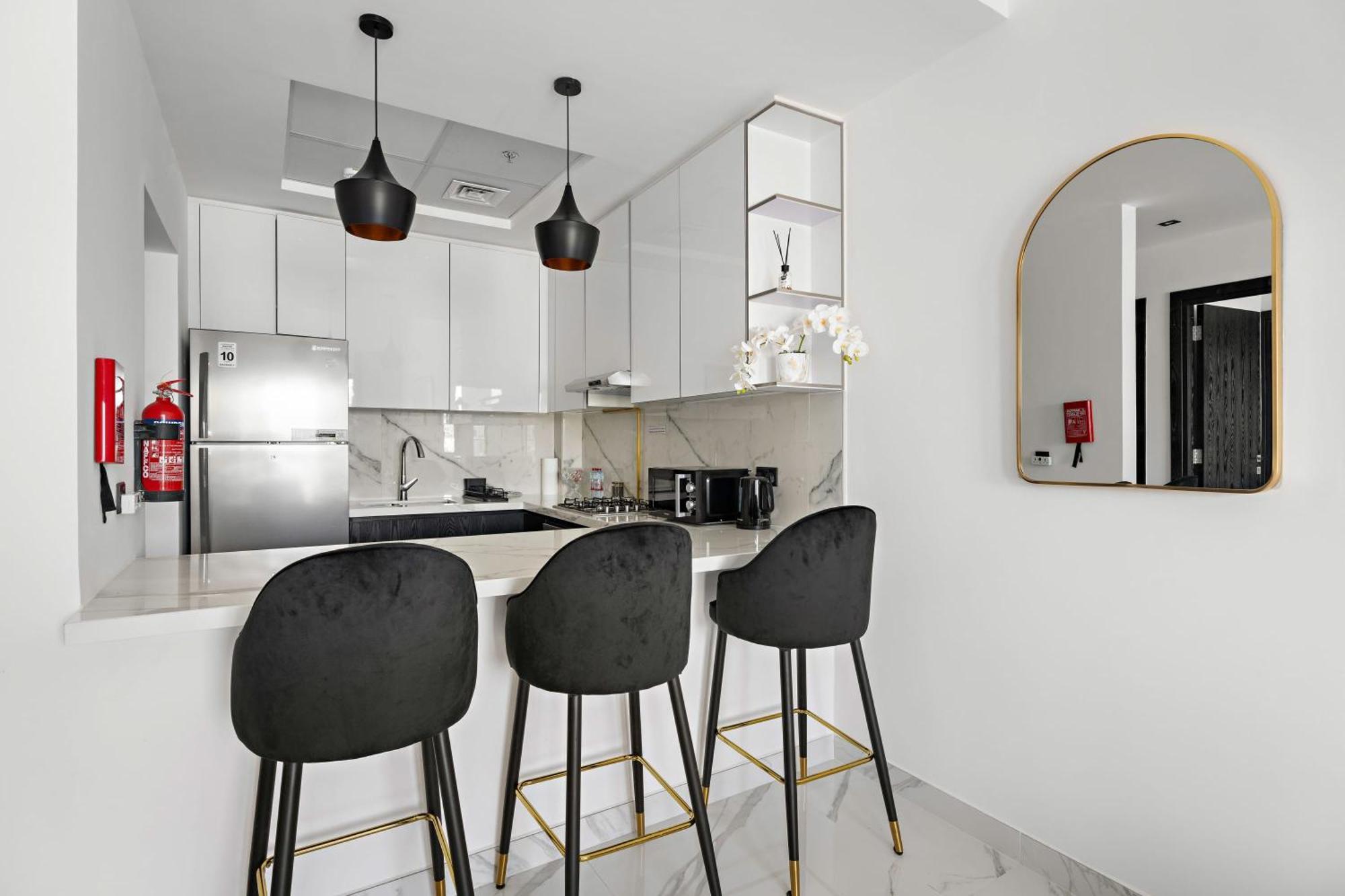 Charming 1bedroom With Pool And Gym In Arjan Apartment
