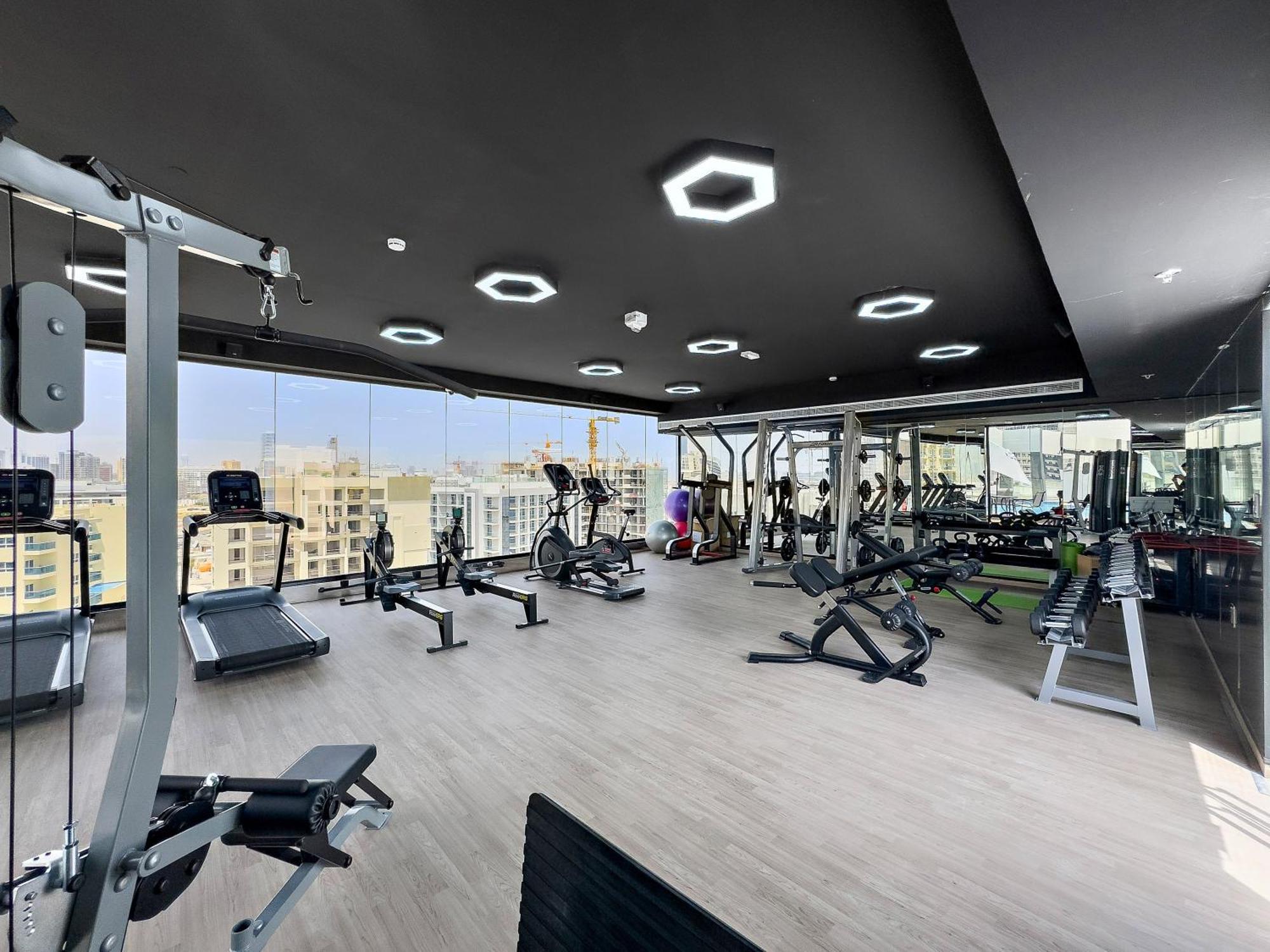 Apartment Charming 1bedroom With Pool And Gym In Arjan