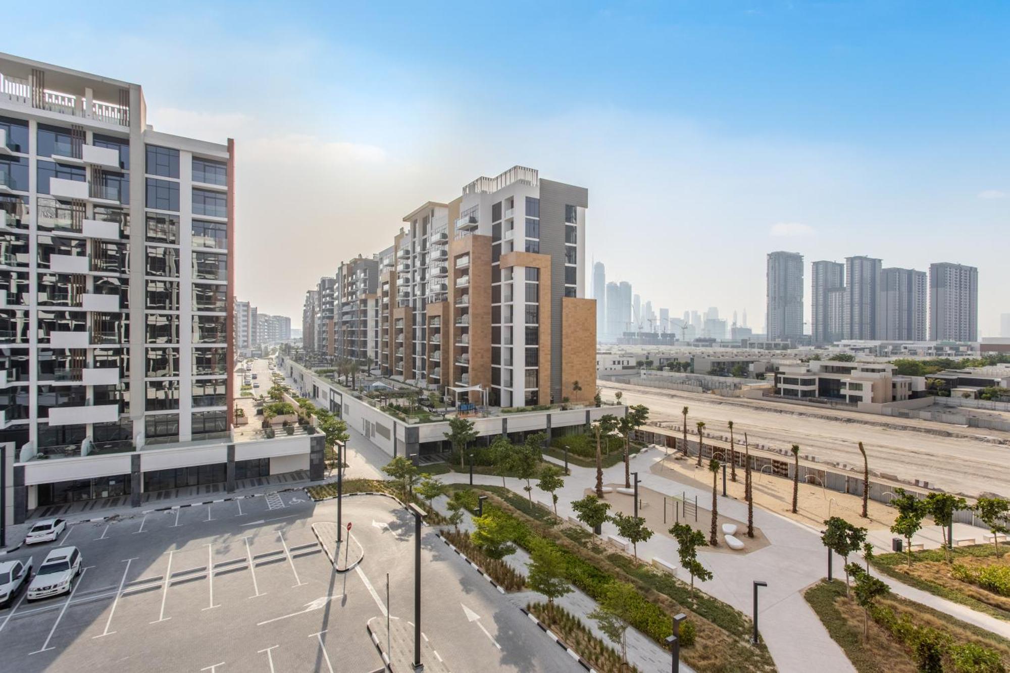Elegant 1br Retreat In Azizi Riviera 36 Apartment Dubai