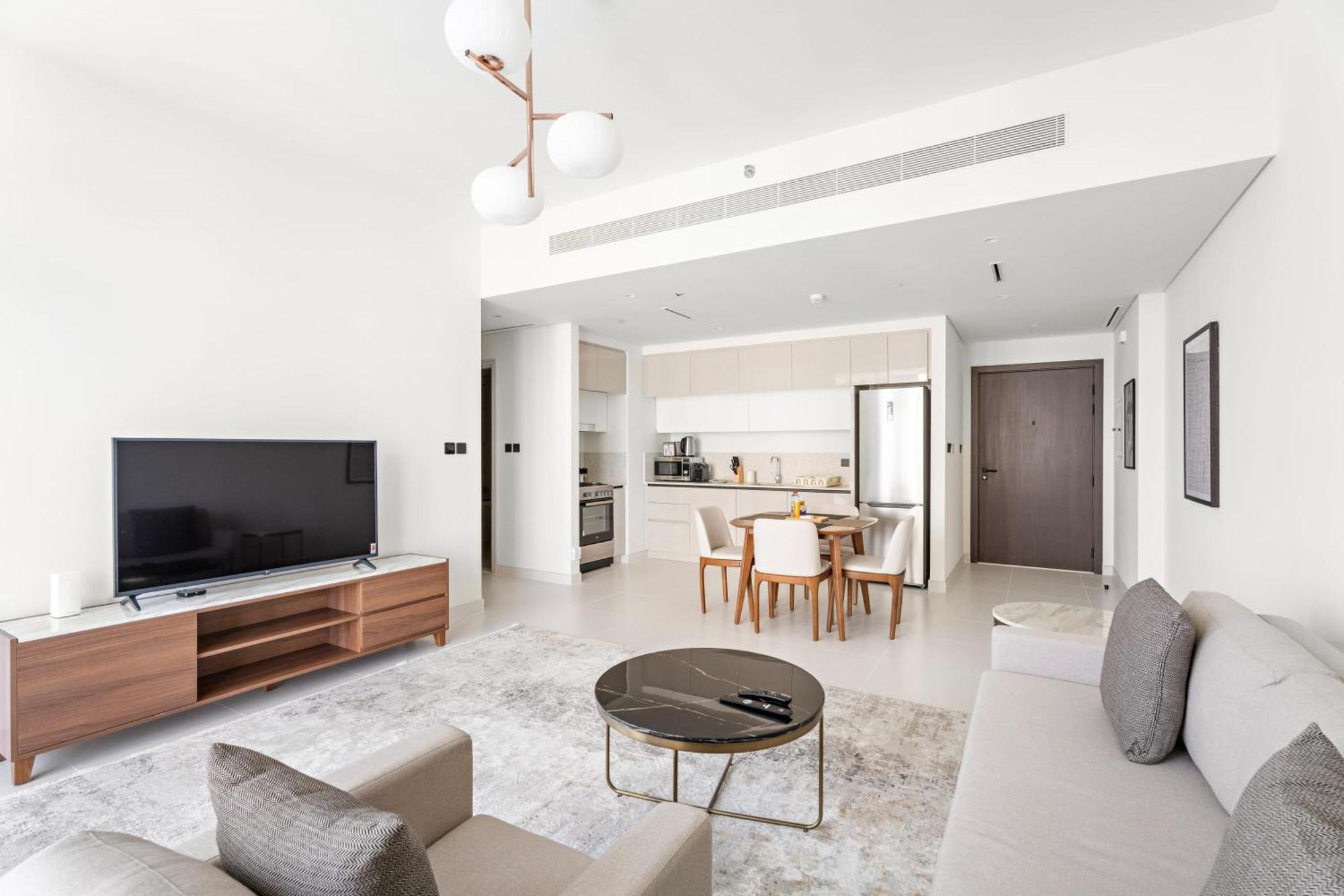 Silkhaus Sea View 1bdr Exclusive Tower Apartment *
